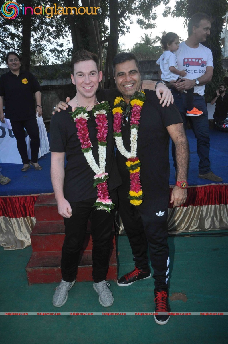 DJ Hardwell visits Magic Bus Foundation Event hd photo