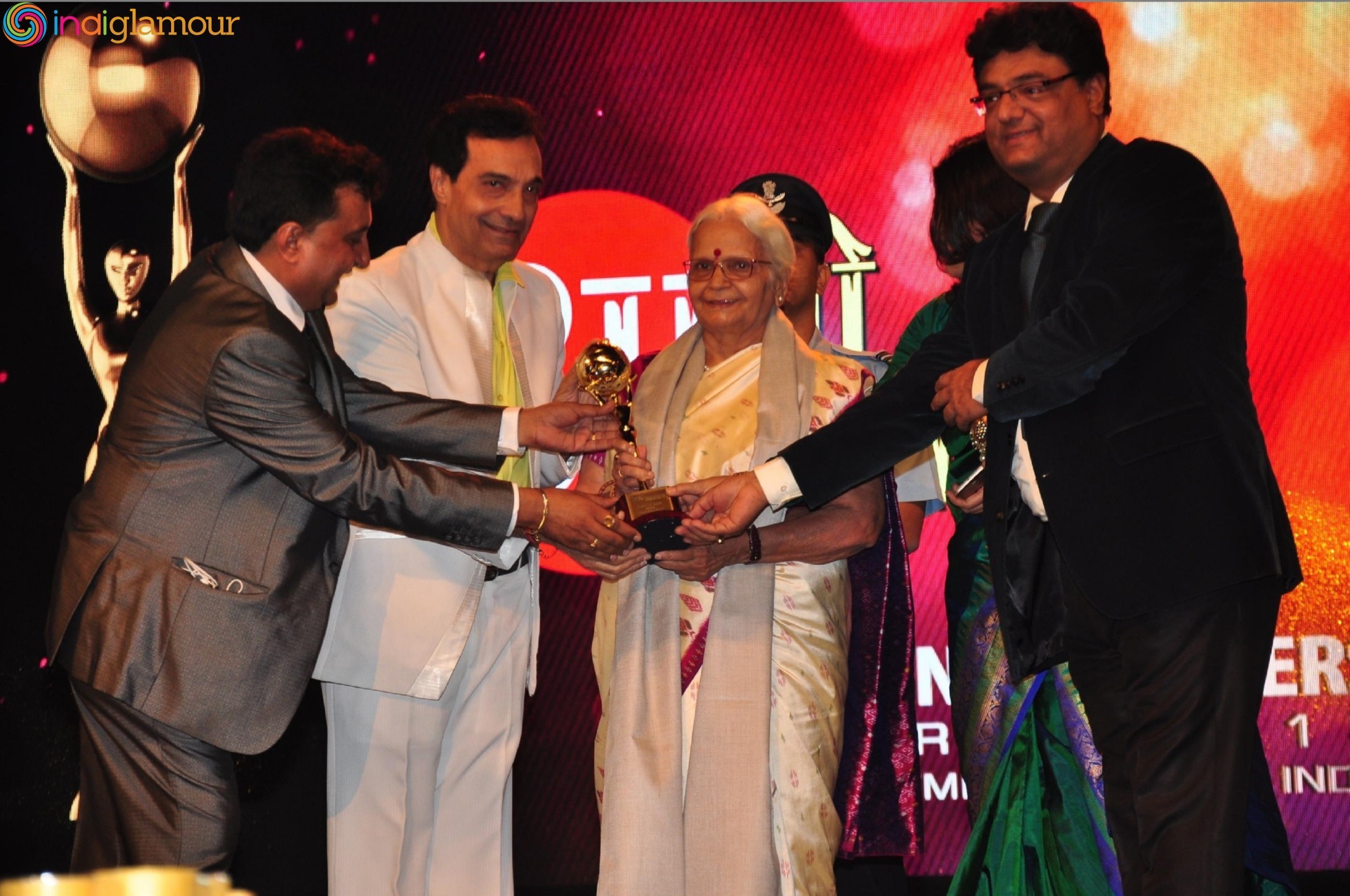 Aadhi Aabadi Women Achievers Awards 2015 Event hd photo