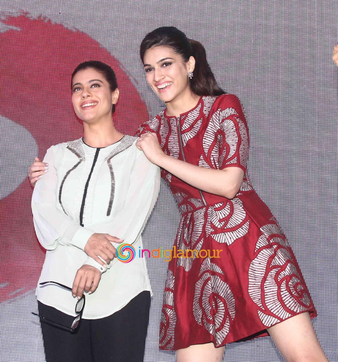 Dilwale Music Celebration with Starcast of the Film at JW Marriot Event hd photo