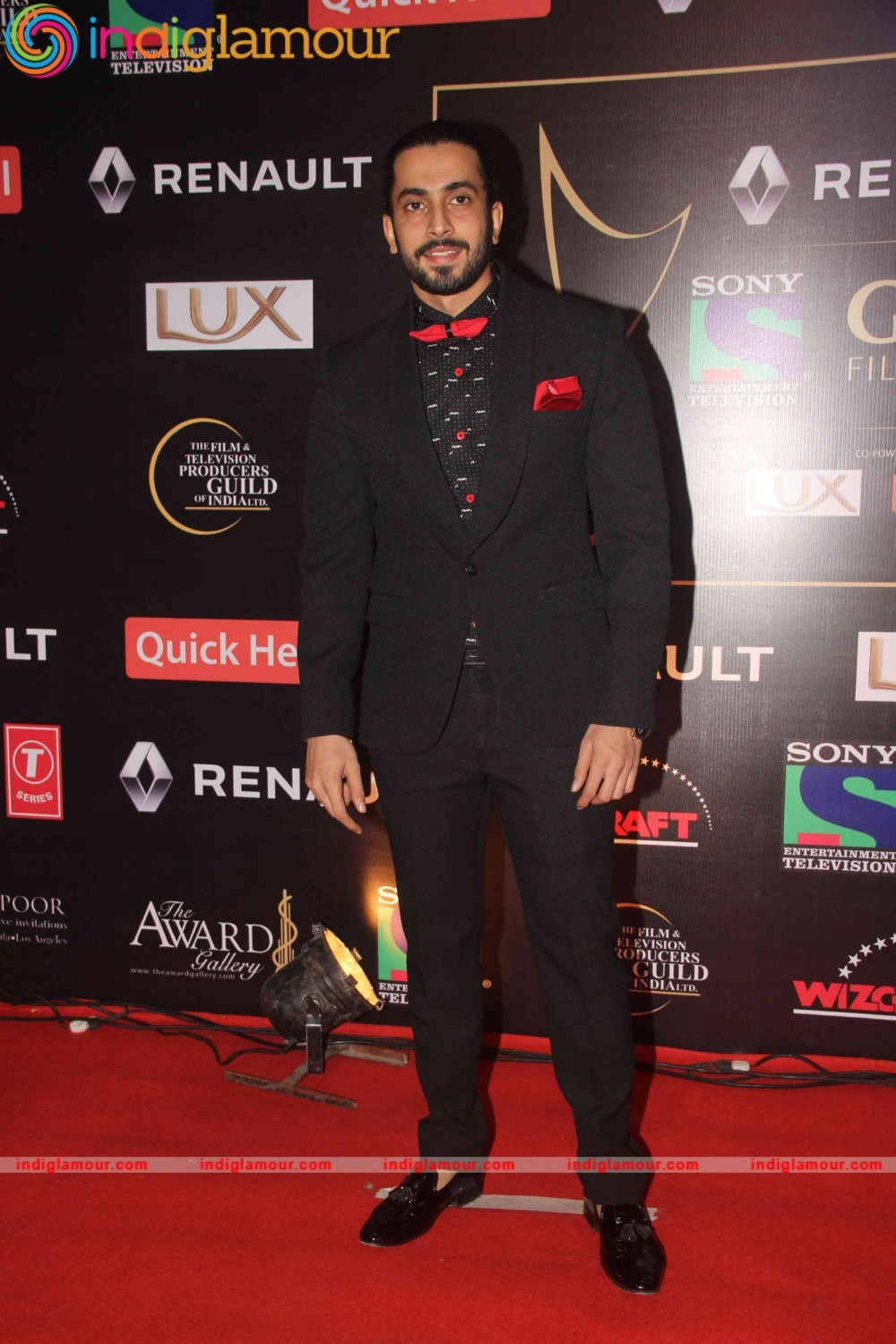 Red Carpet Pictures of Renault Sony Guild Film Award 2015 Event Photos Event hd photo