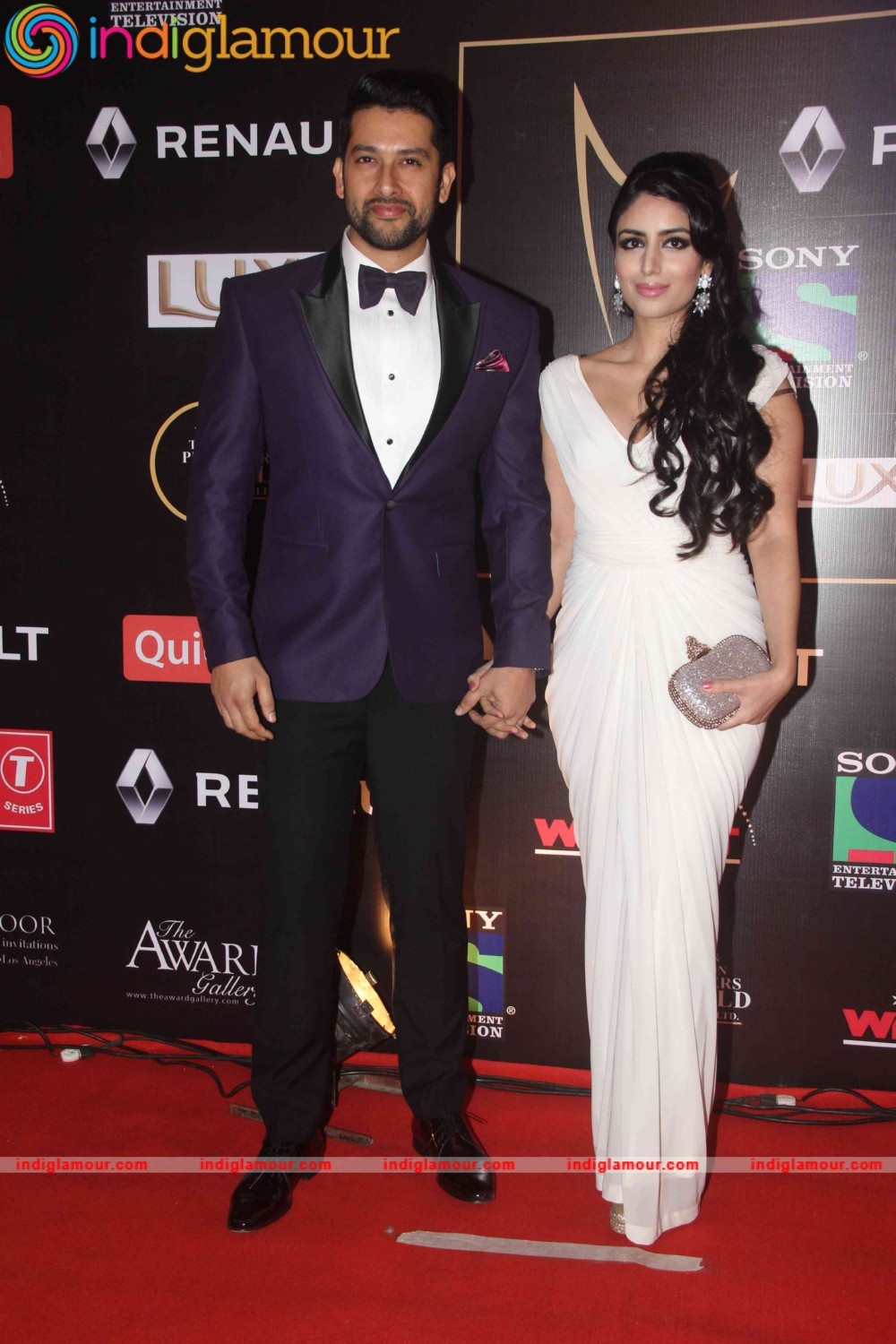 Red Carpet Pictures of Renault Sony Guild Film Award 2015 Event Photos Event hd photo