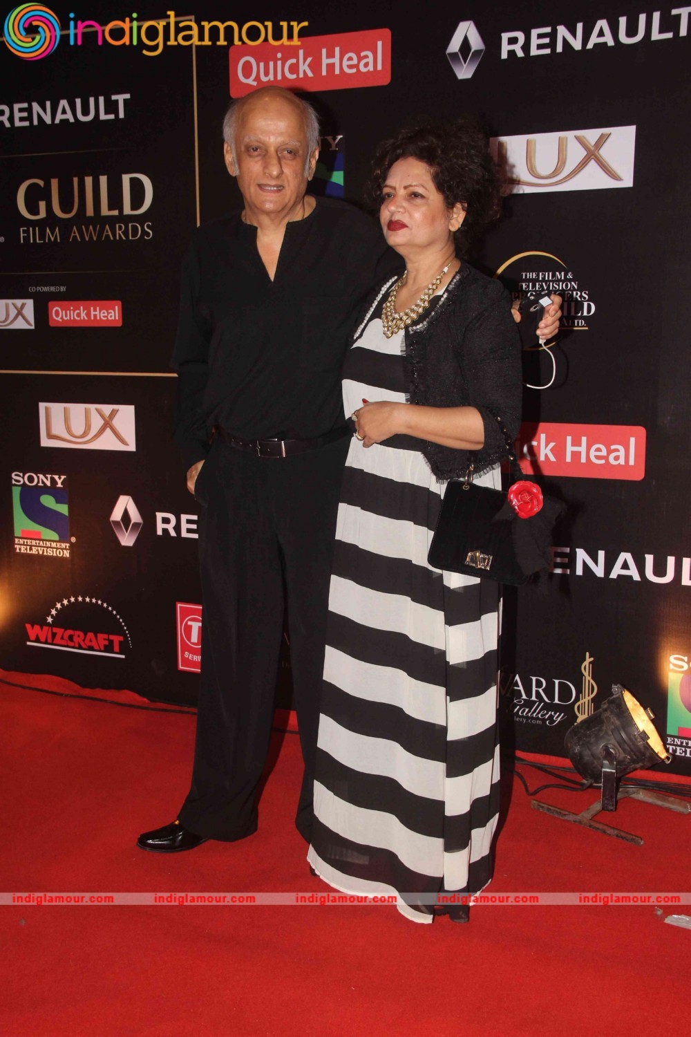 Red Carpet Pictures of Renault Sony Guild Film Award 2015 Event Photos Event hd photo