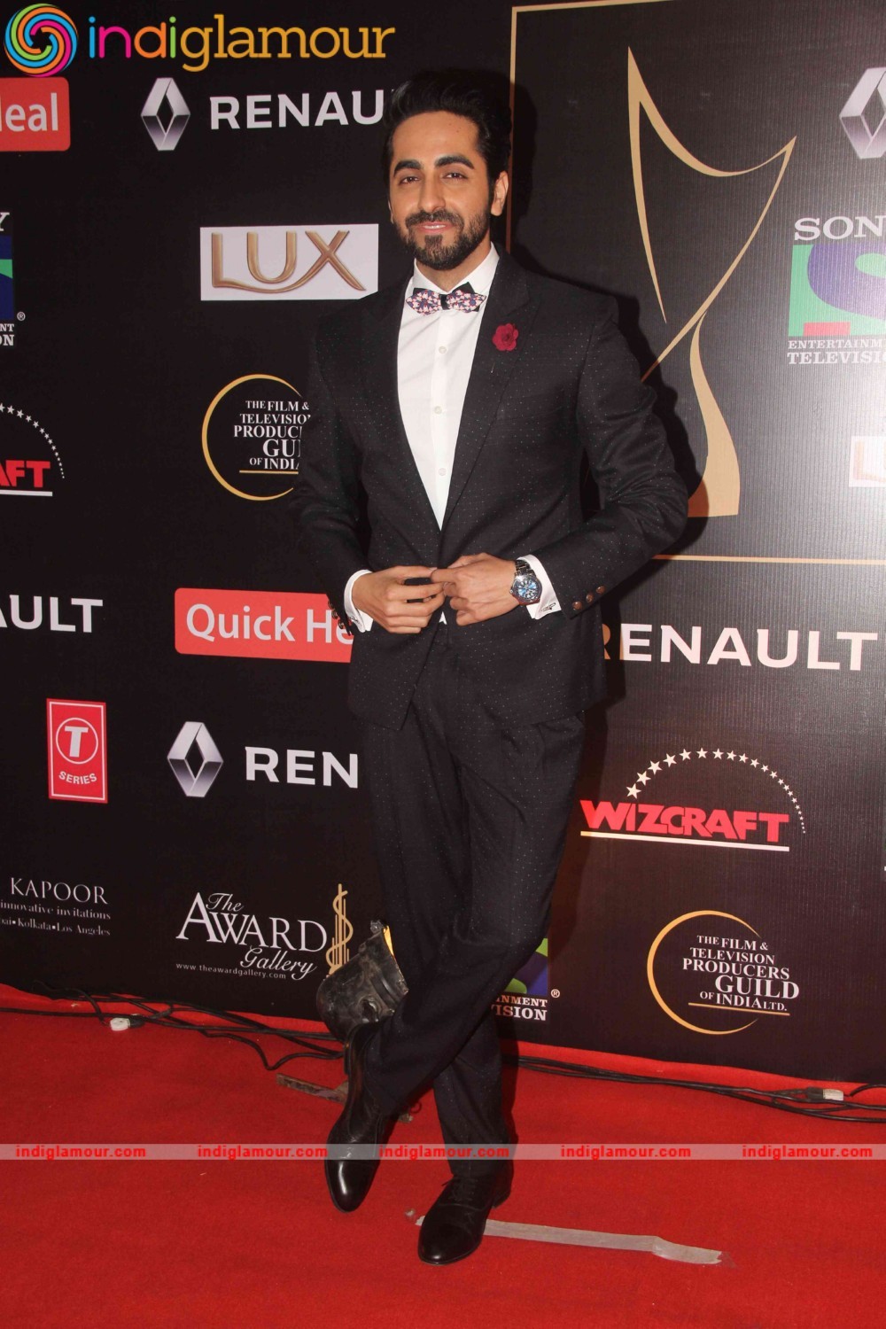 Red Carpet Pictures of Renault Sony Guild Film Award 2015 Event Photos Event hd photo