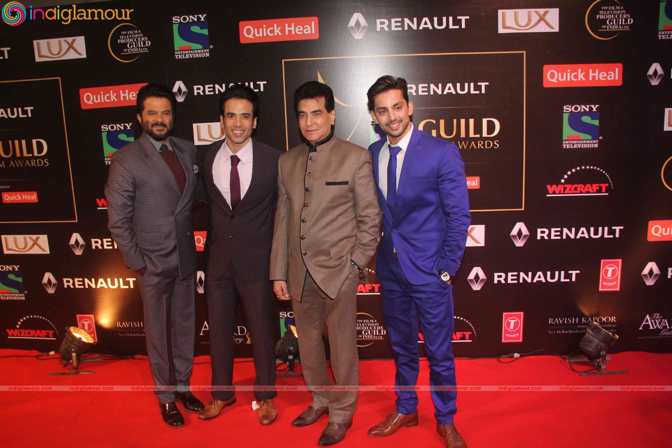 Red Carpet Pictures of Renault Sony Guild Film Award 2015 Event Photos Event hd photo