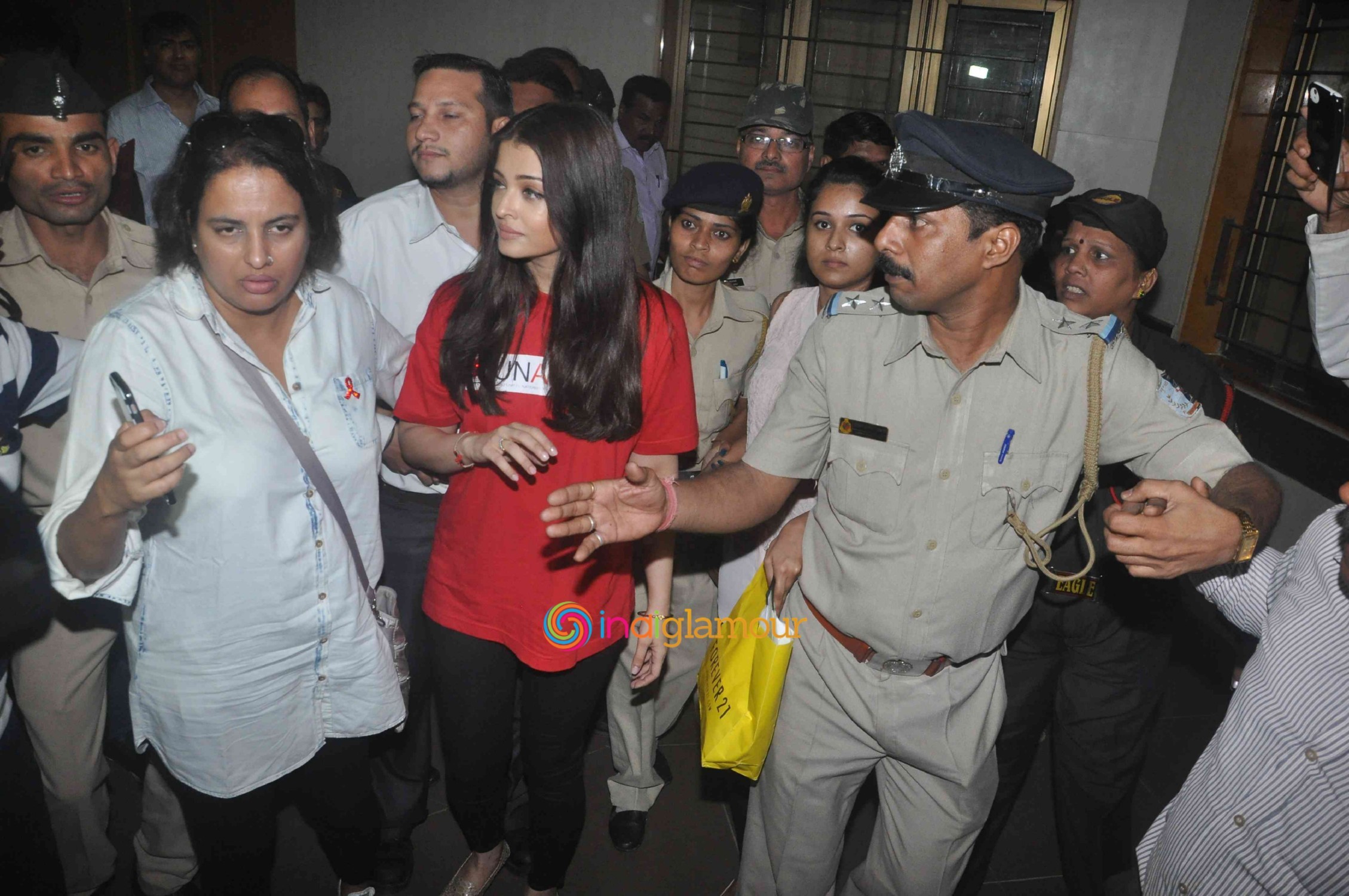 Aishwarya Rai Create Awareness On World AIDS Day Event hd photo