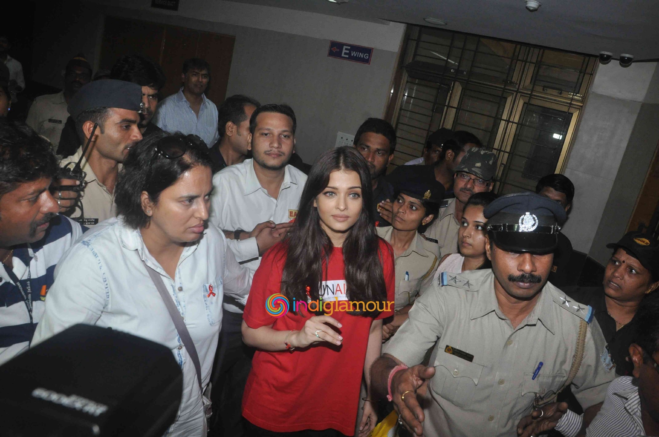 Aishwarya Rai Create Awareness On World AIDS Day Event hd photo