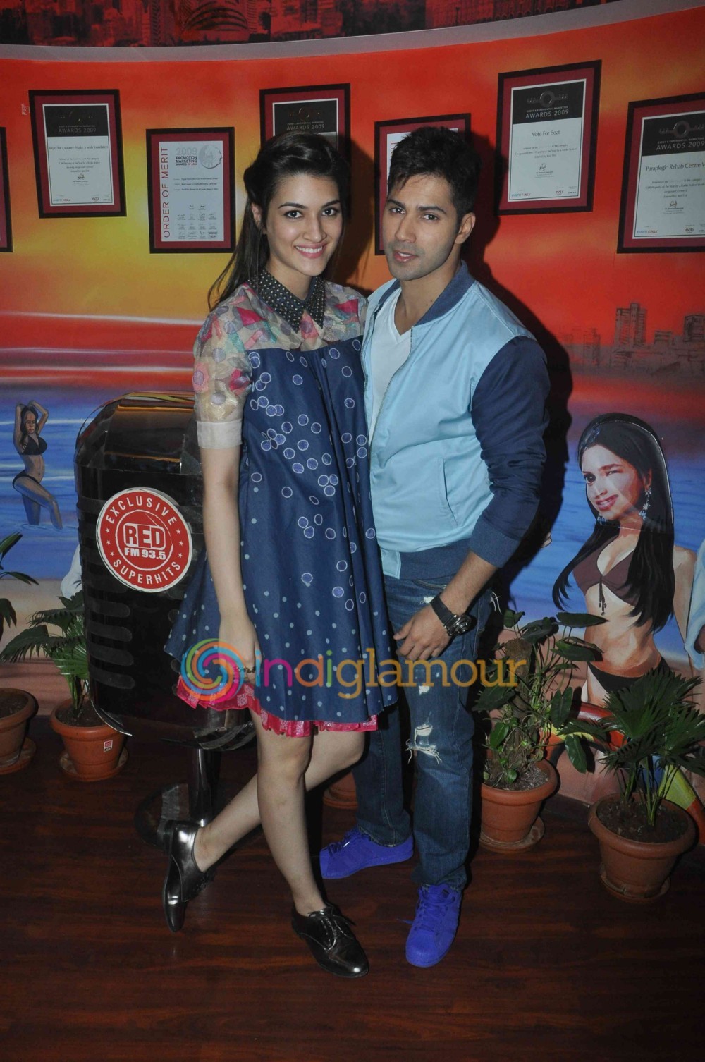 Promotion of Dilwale at Radio Red FM Event hd photo