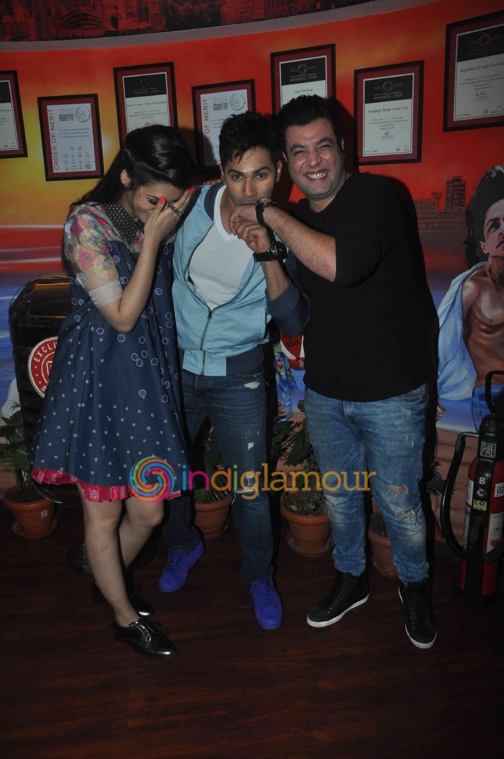 Promotion of Dilwale at Radio Red FM Event hd photo