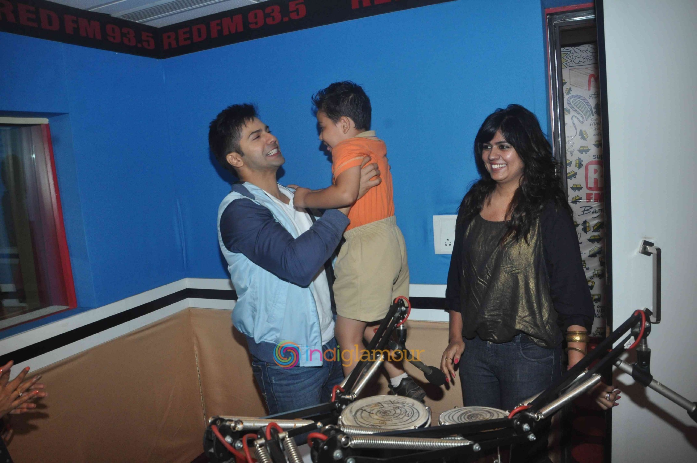 Promotion of Dilwale at Radio Red FM Event hd photo