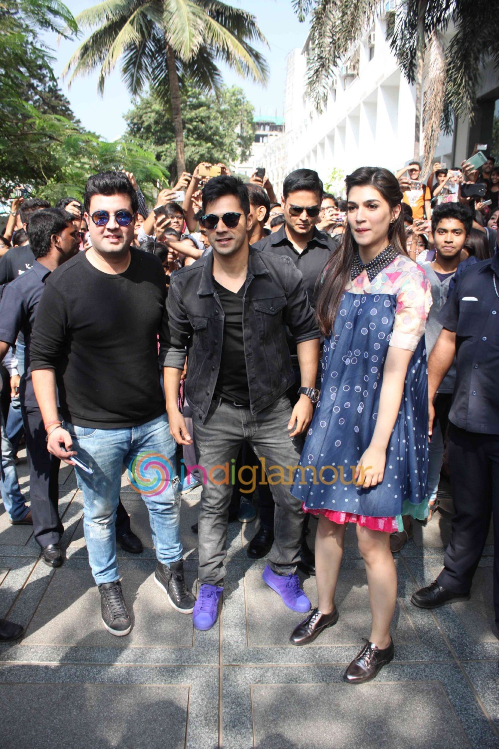 Promotion of Diwale at Mithibai College Event hd photo