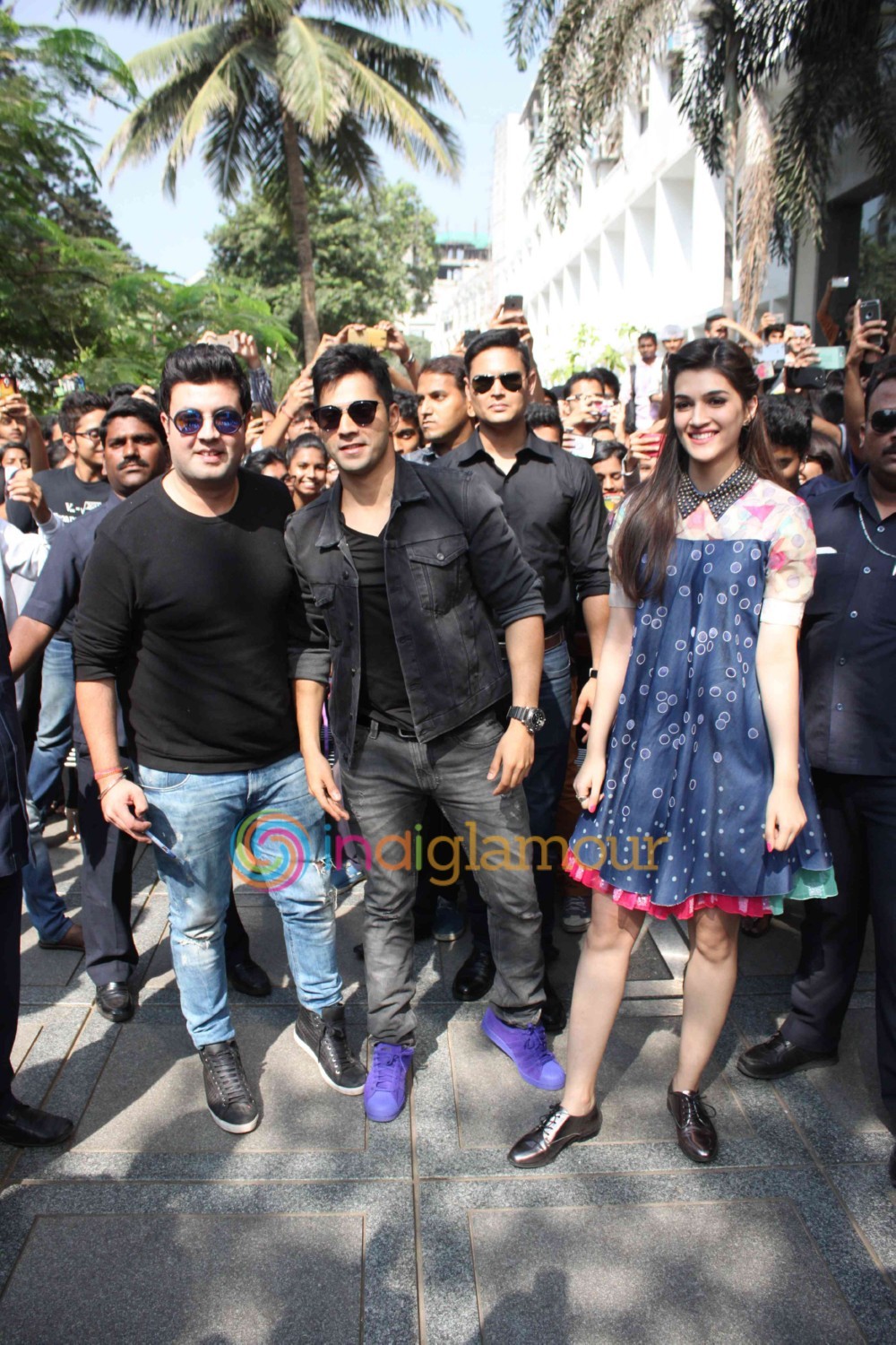 Promotion of Diwale at Mithibai College Event hd photo