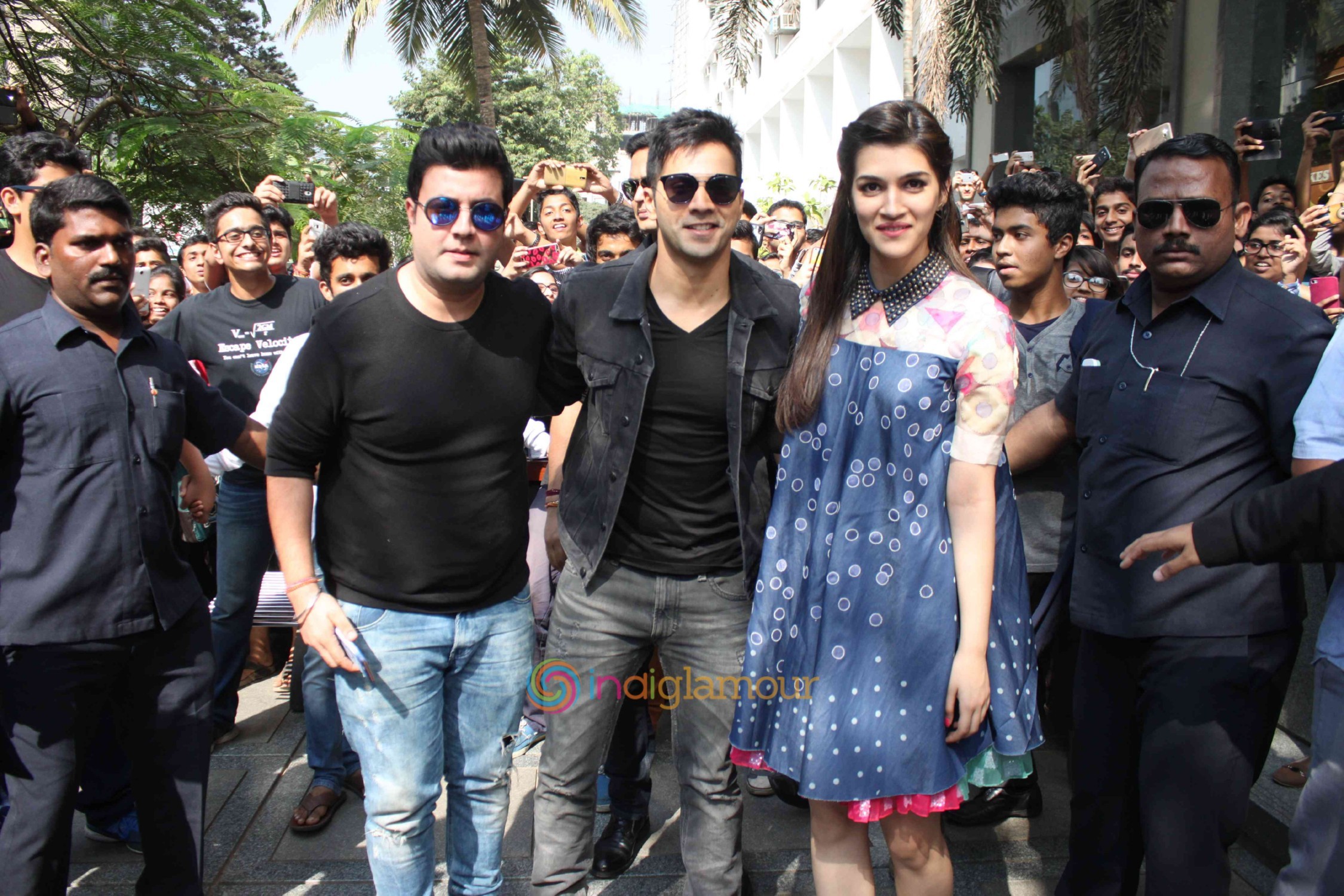 Promotion of Diwale at Mithibai College Event hd photo