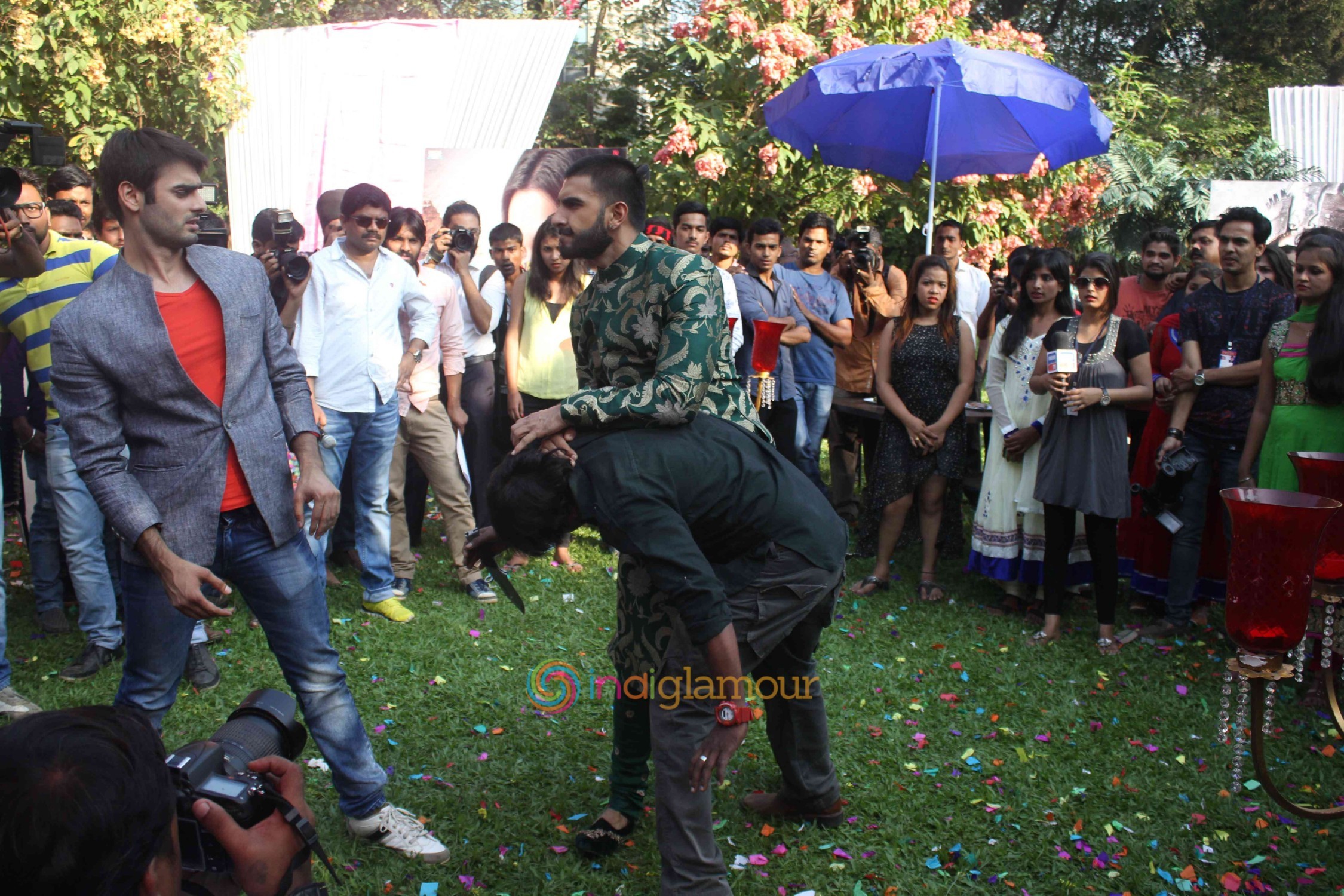 Ranveer Singh and Deepika Padukone on the set of Swaragini Promoting Bajirao Mastani Event hd photo