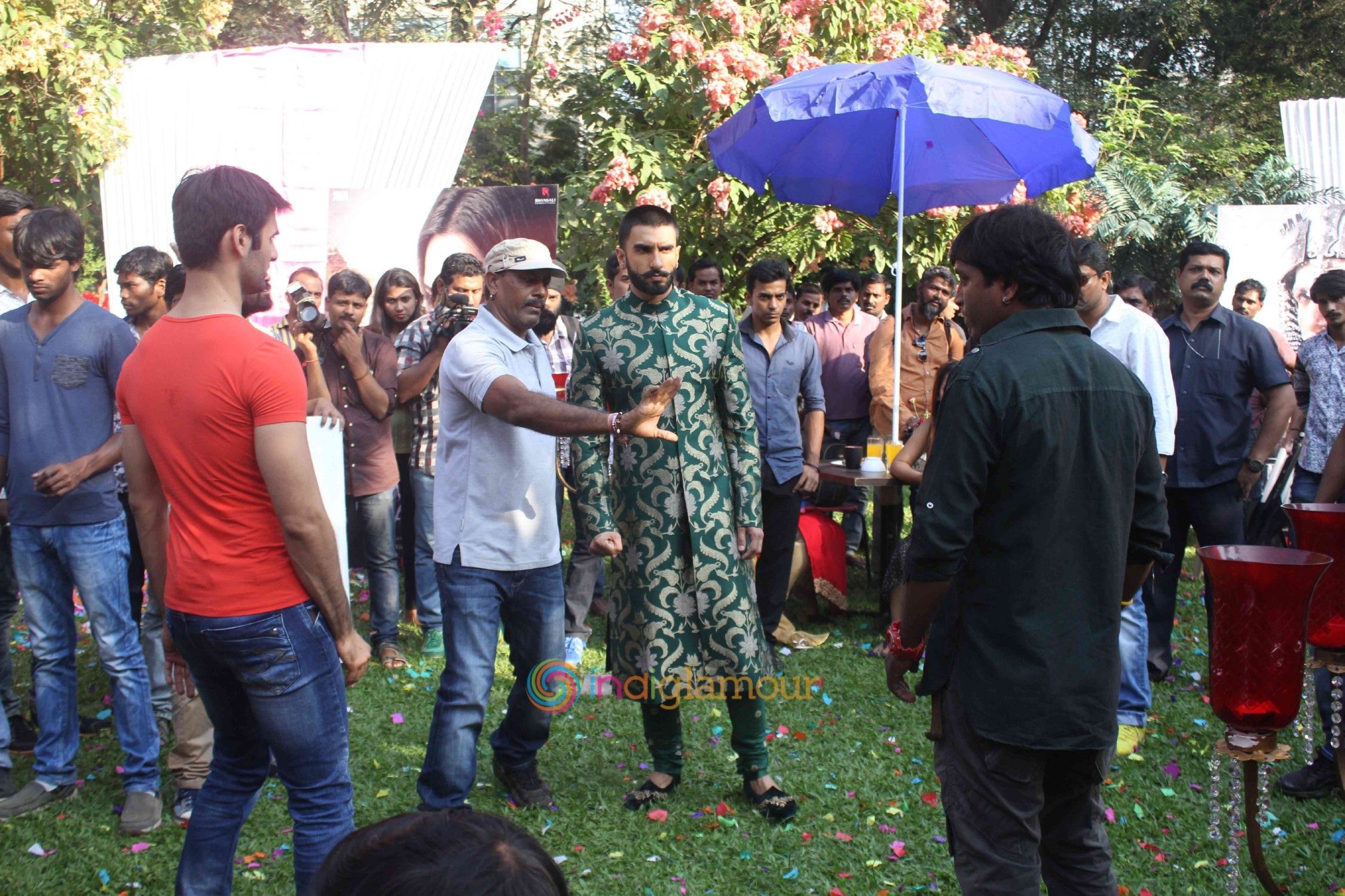 Ranveer Singh and Deepika Padukone on the set of Swaragini Promoting Bajirao Mastani Event hd photo