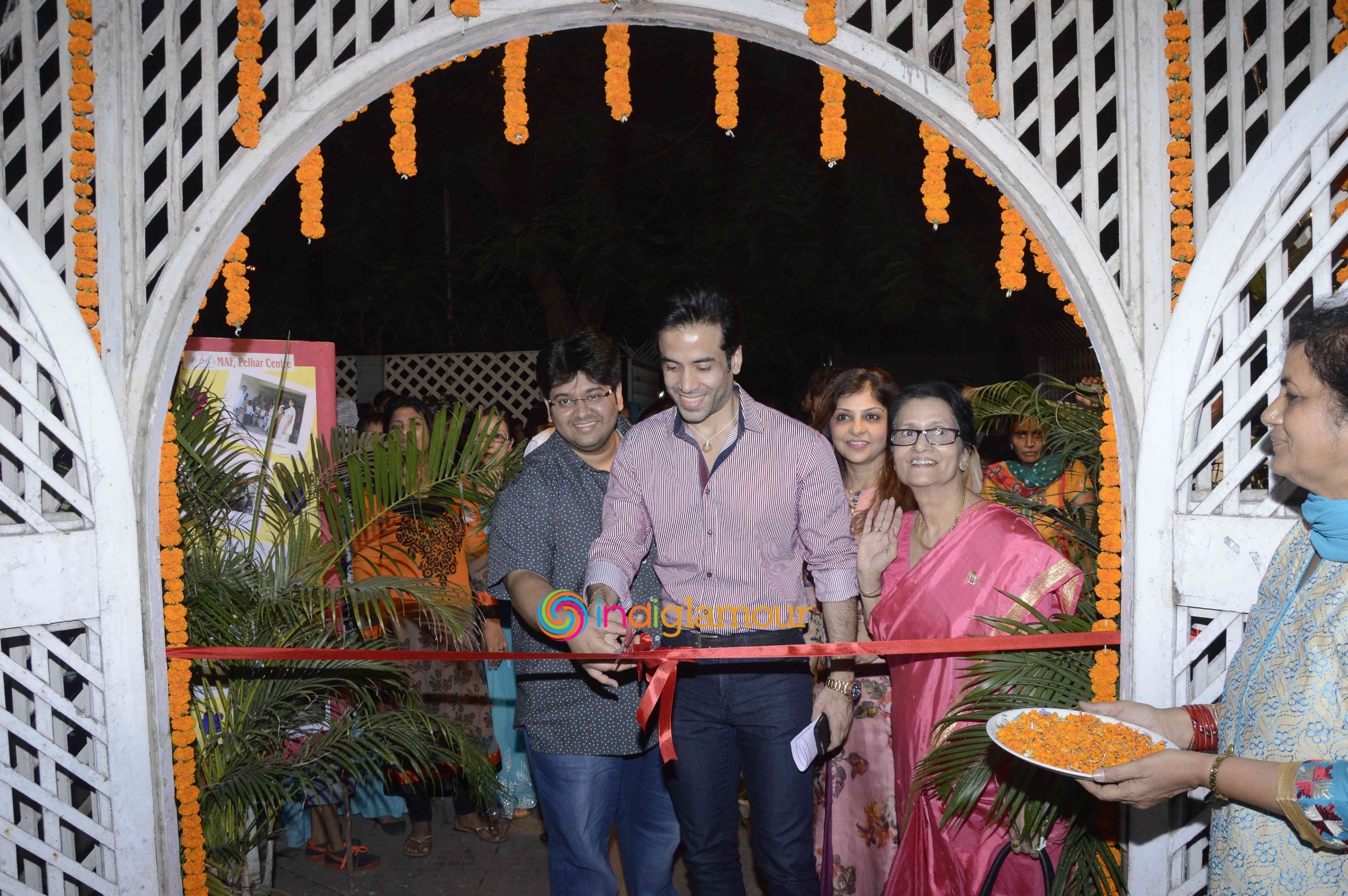 Tusshar Kapoor Inaugurates Exhibition of Handicrafts by Disabled Children Event hd photo