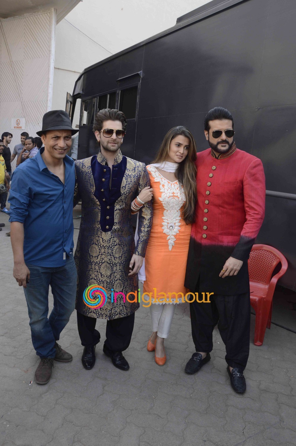 Team of Prem Ratan Dhan Payo Celebrates Diwali with Dharavi Rocks Band Event hd photo