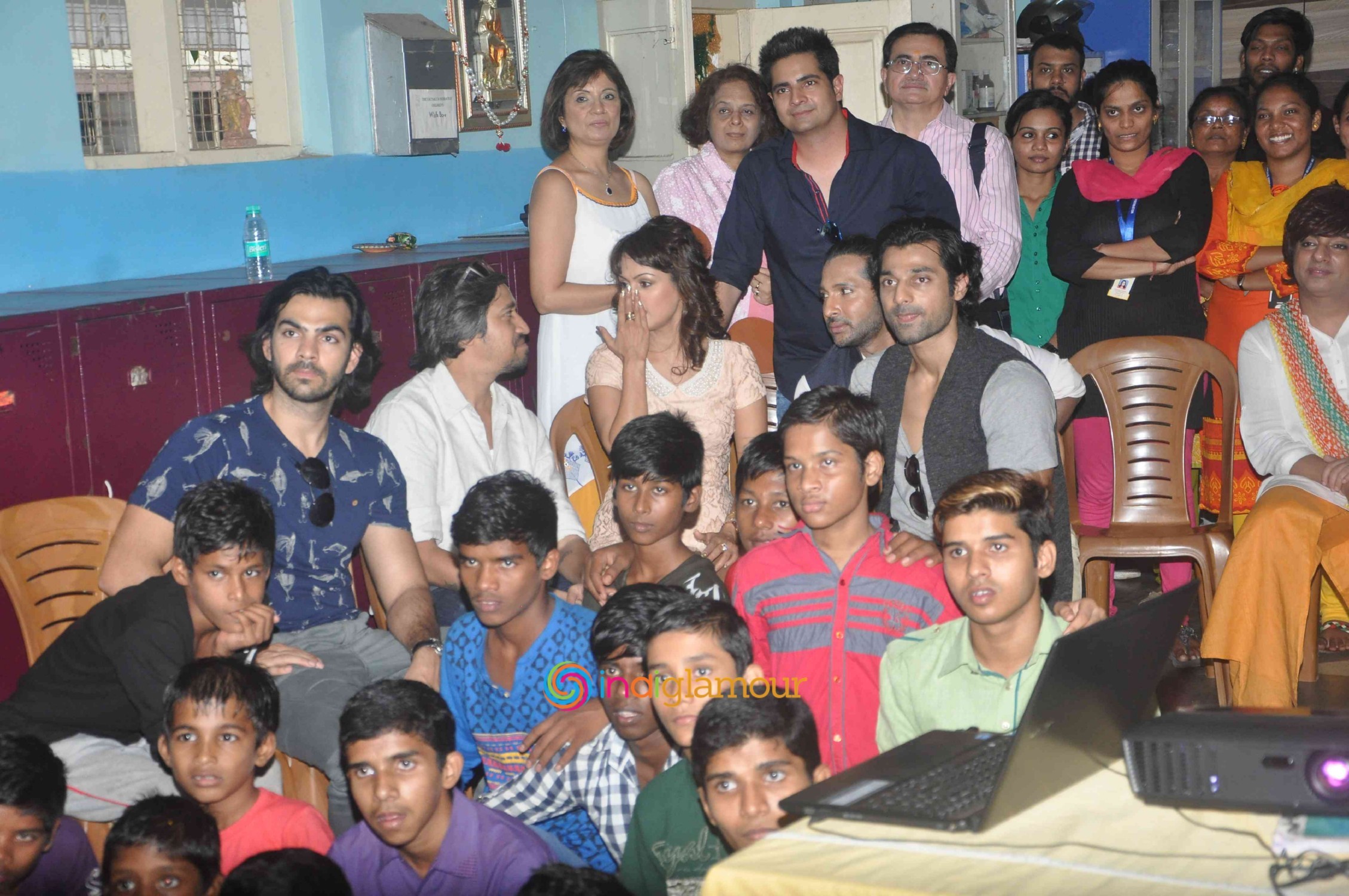 Launch of Nisha Rawal's Song Choti Si Asha Event hd photo