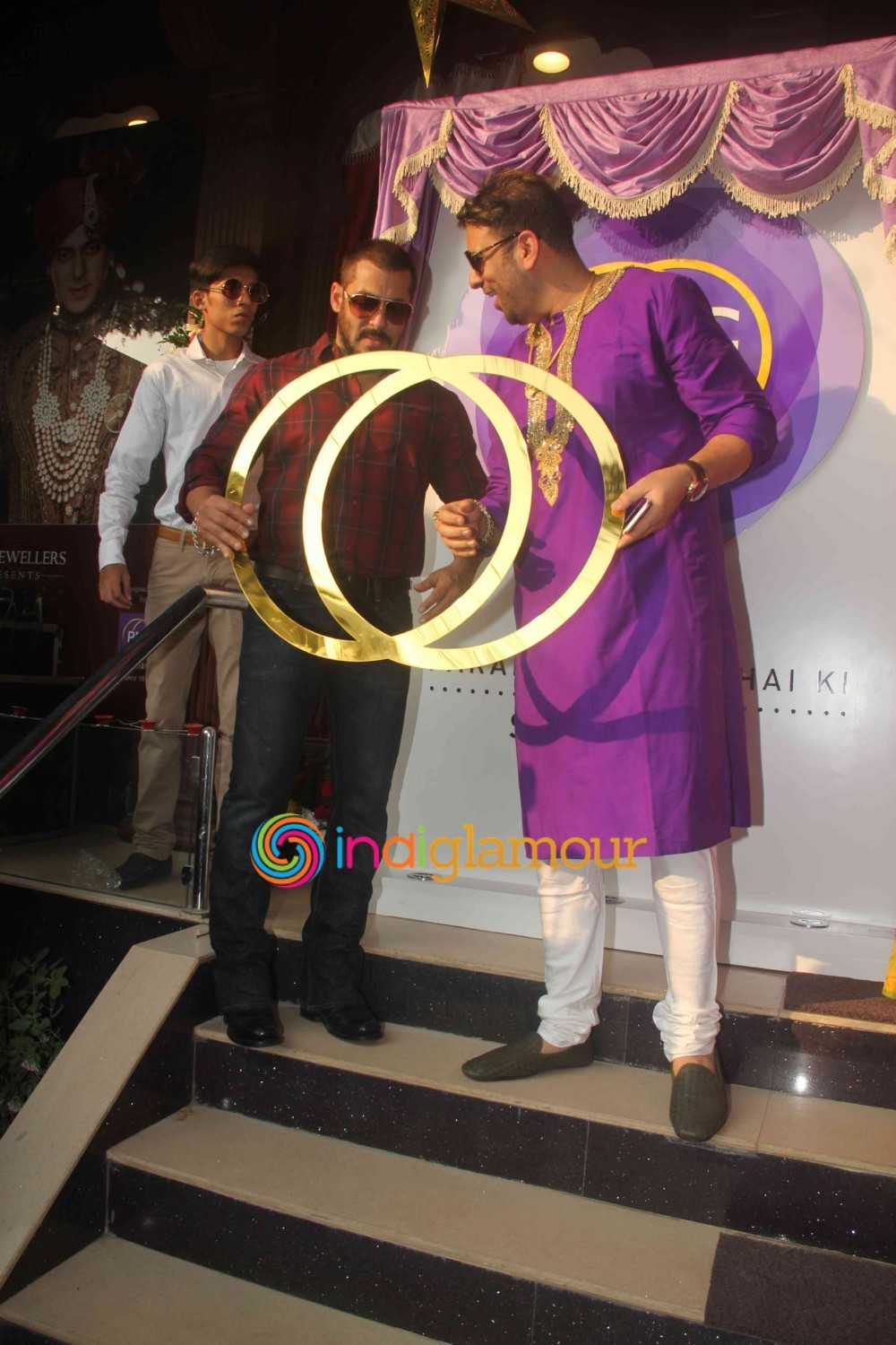 Salman Khan and Sonam Kapoor Launch PNG Jewellers Logo Parampara Achai Ki Event hd photo