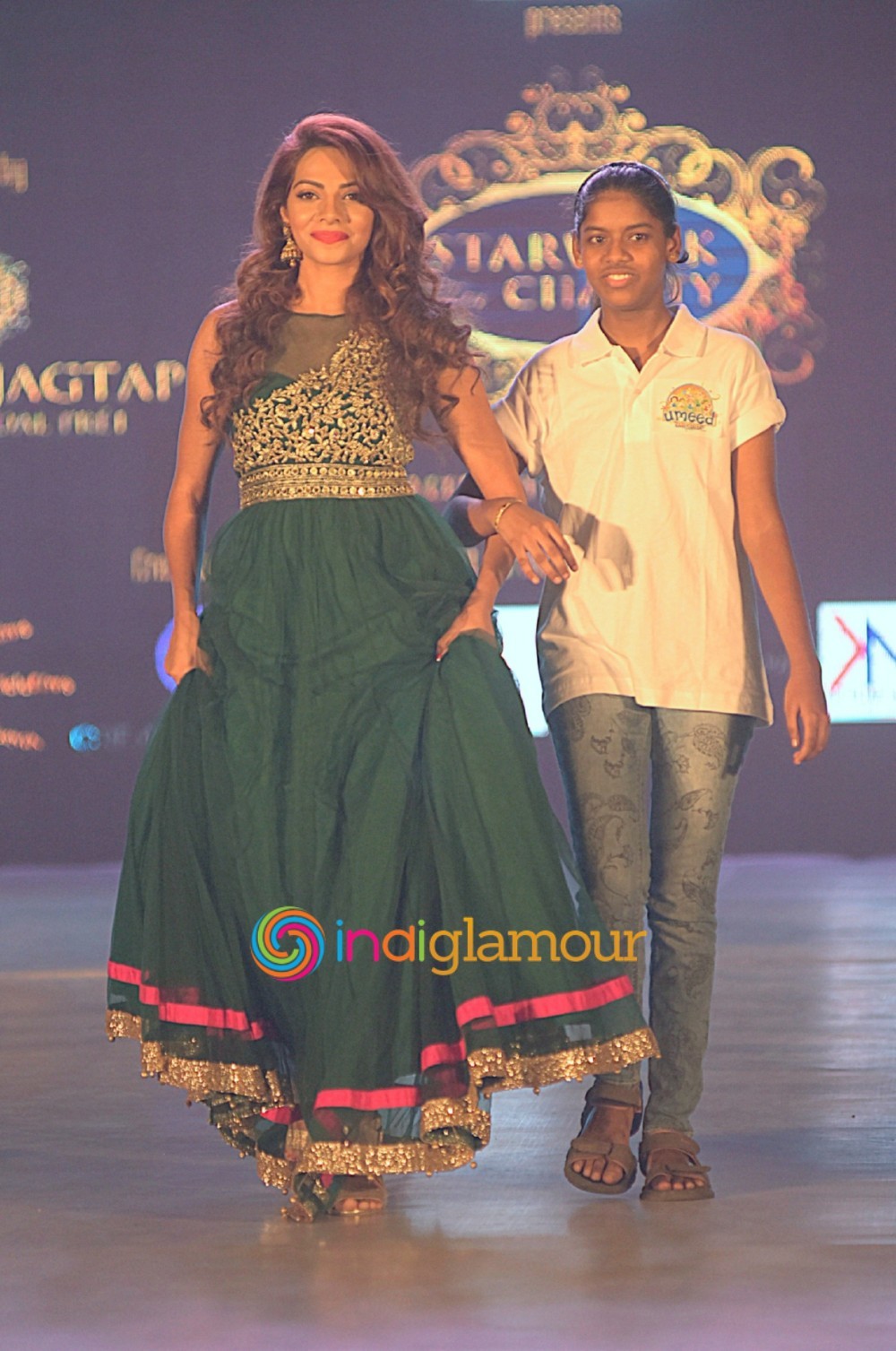 Star Walk Fashion Show Event Event hd photo