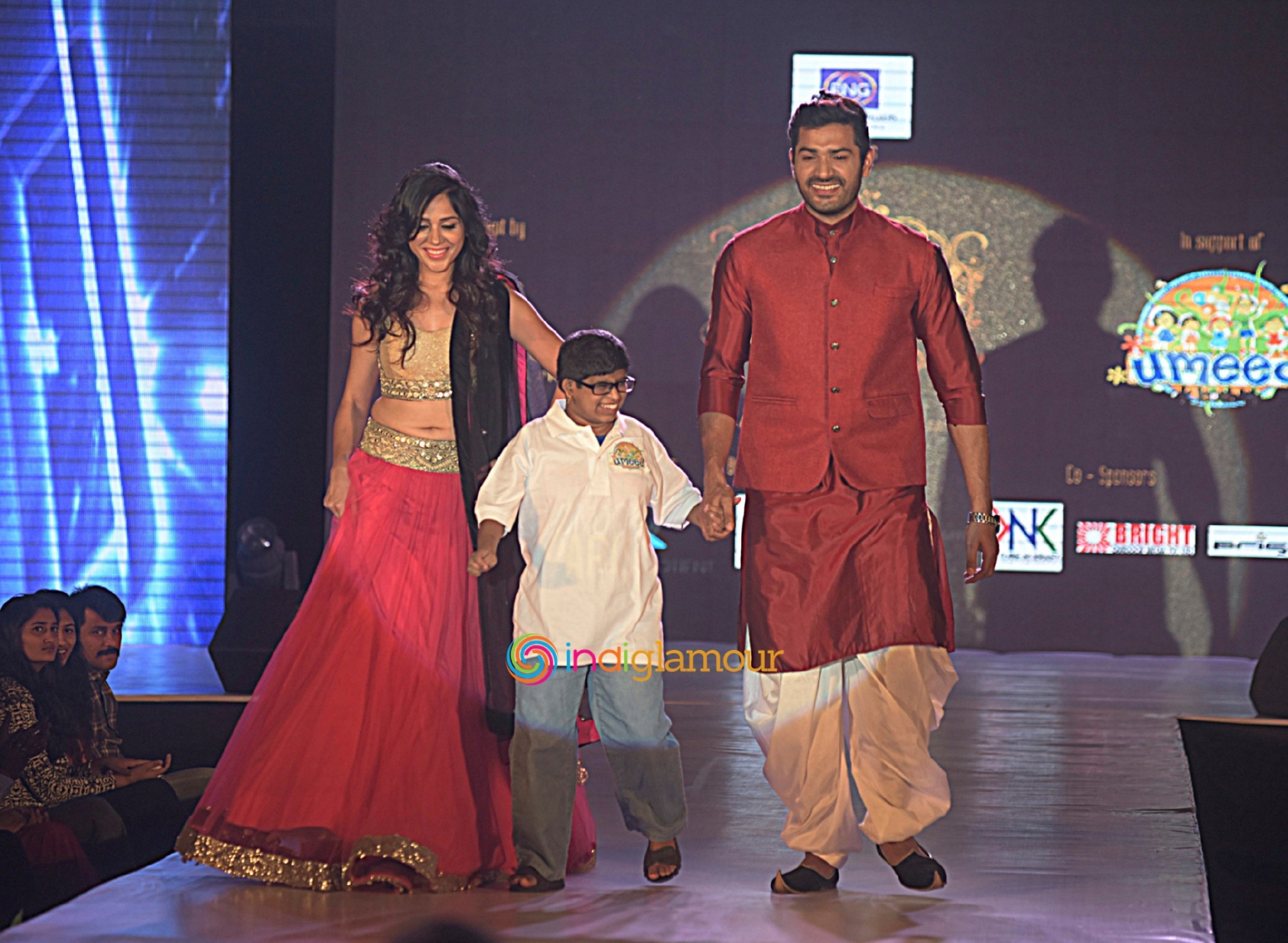 Star Walk Fashion Show Event Event hd photo