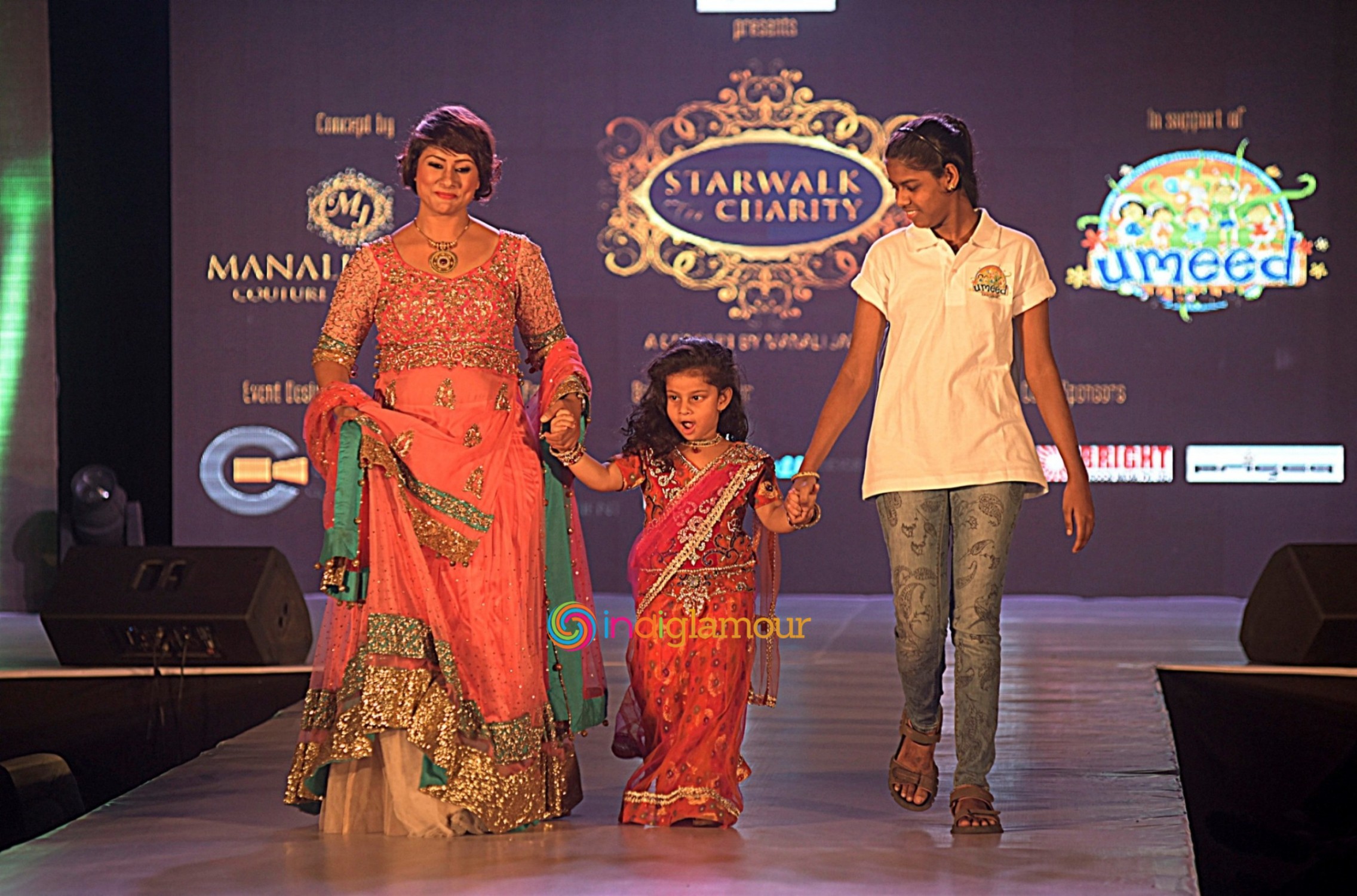 Star Walk Fashion Show Event Event hd photo