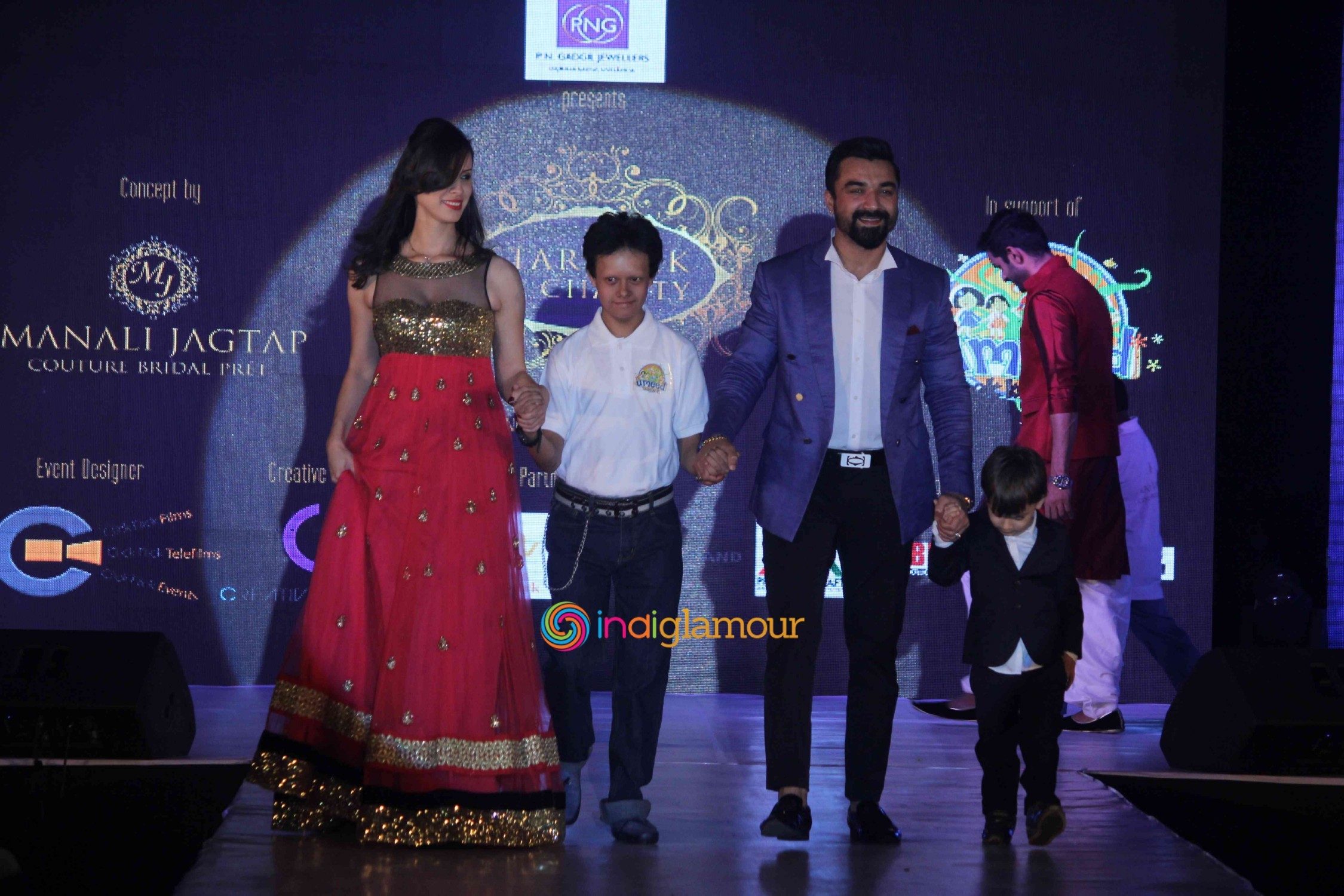 Star Walk Fashion Show by Designer Manali Jagtap In Aid of Umeed Foundation Event hd photo