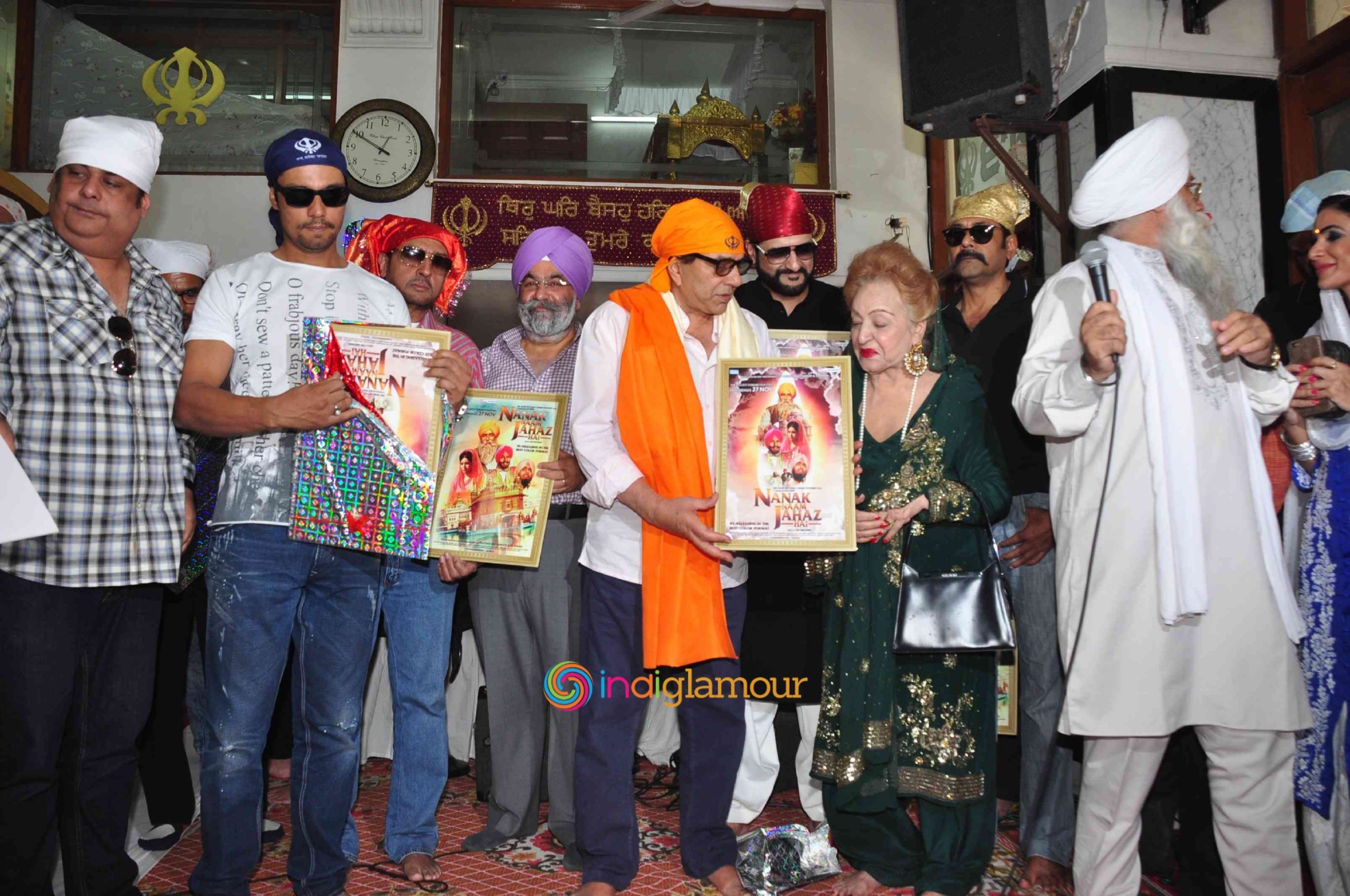 Dharamendra Launches the First Look of Nanak Naam Jahaz Hai Event hd photo