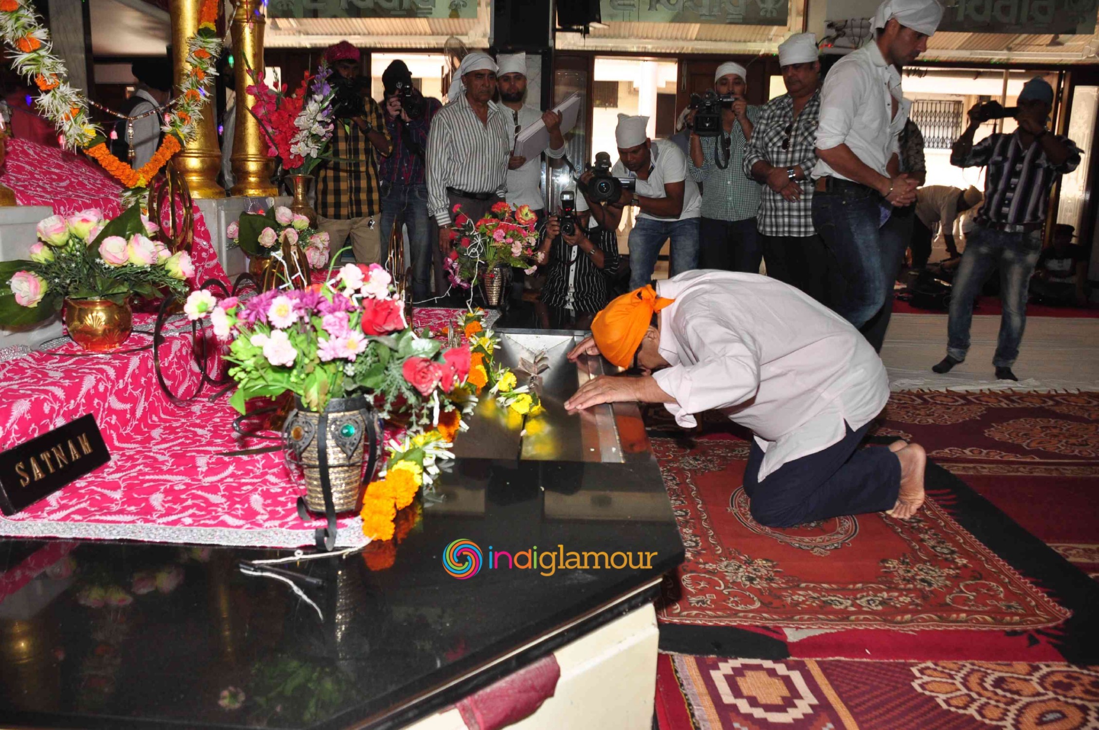 Dharamendra Launches the First Look of Nanak Naam Jahaz Hai Event hd photo