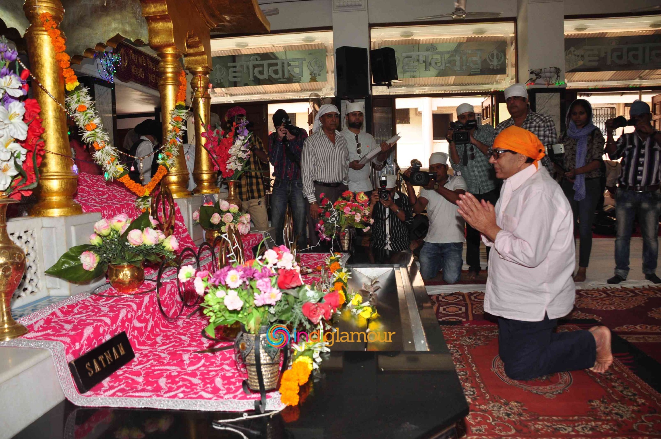 Dharamendra Launches the First Look of Nanak Naam Jahaz Hai Event hd photo