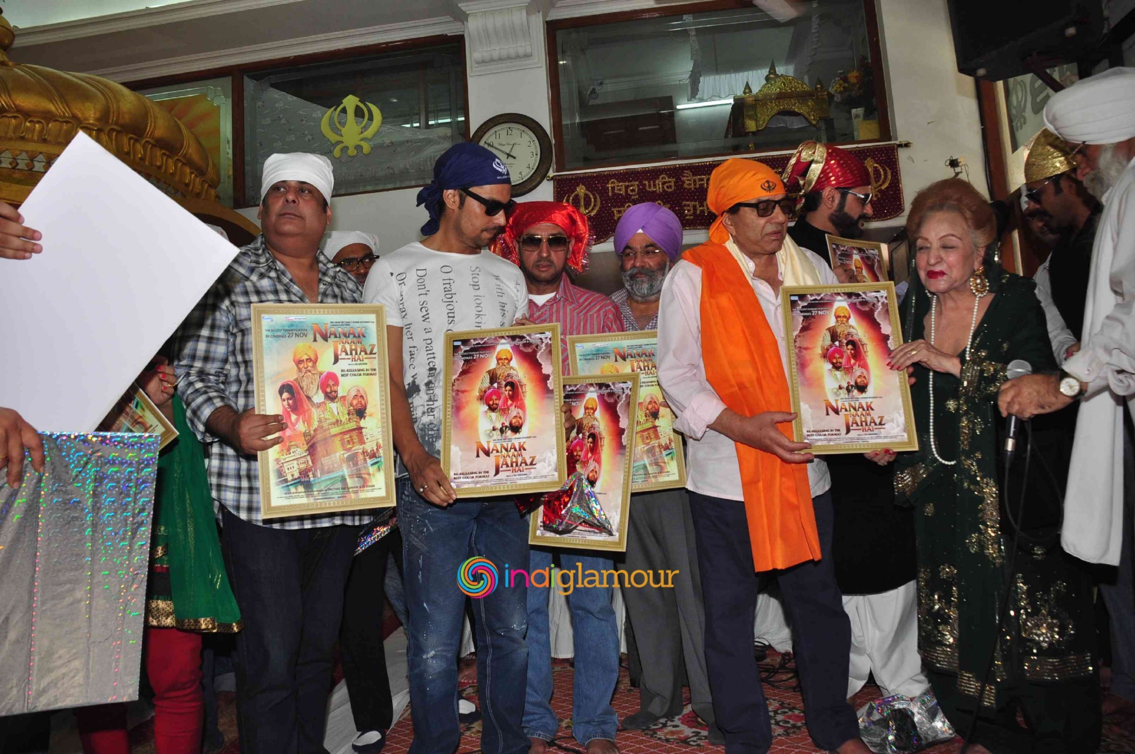 Dharamendra Launches the First Look of Nanak Naam Jahaz Hai Event hd photo