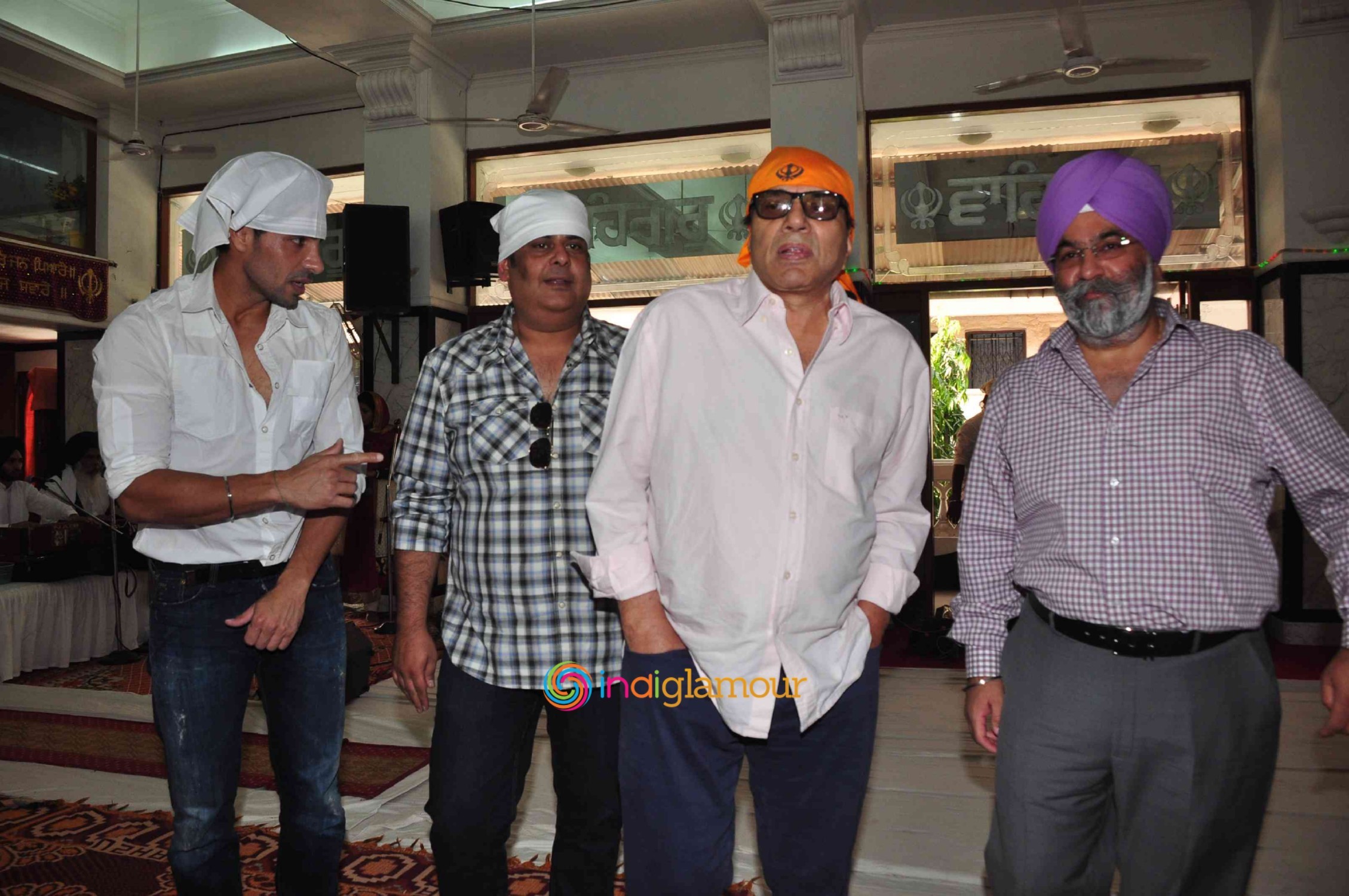 Dharamendra Launches the First Look of Nanak Naam Jahaz Hai Event hd photo