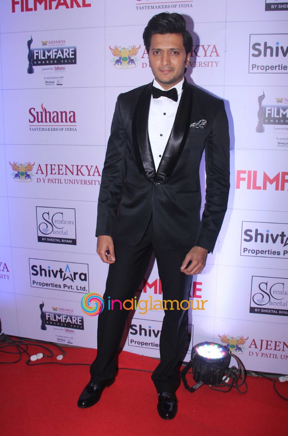 Ajeenkya DY Patil University Filmfare Awards 2014 Event hd photo