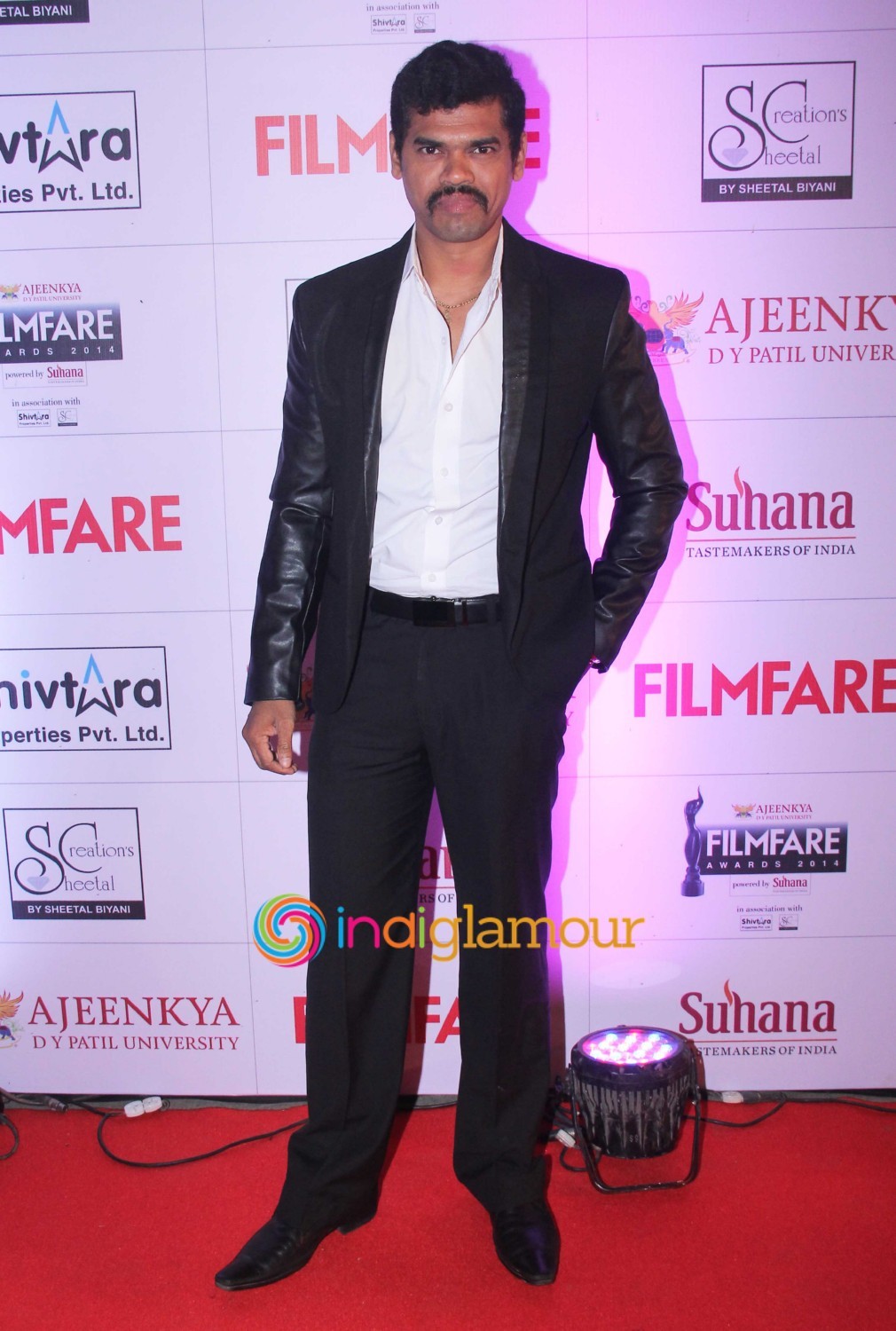 Ajeenkya DY Patil University Filmfare Awards 2014 Event hd photo