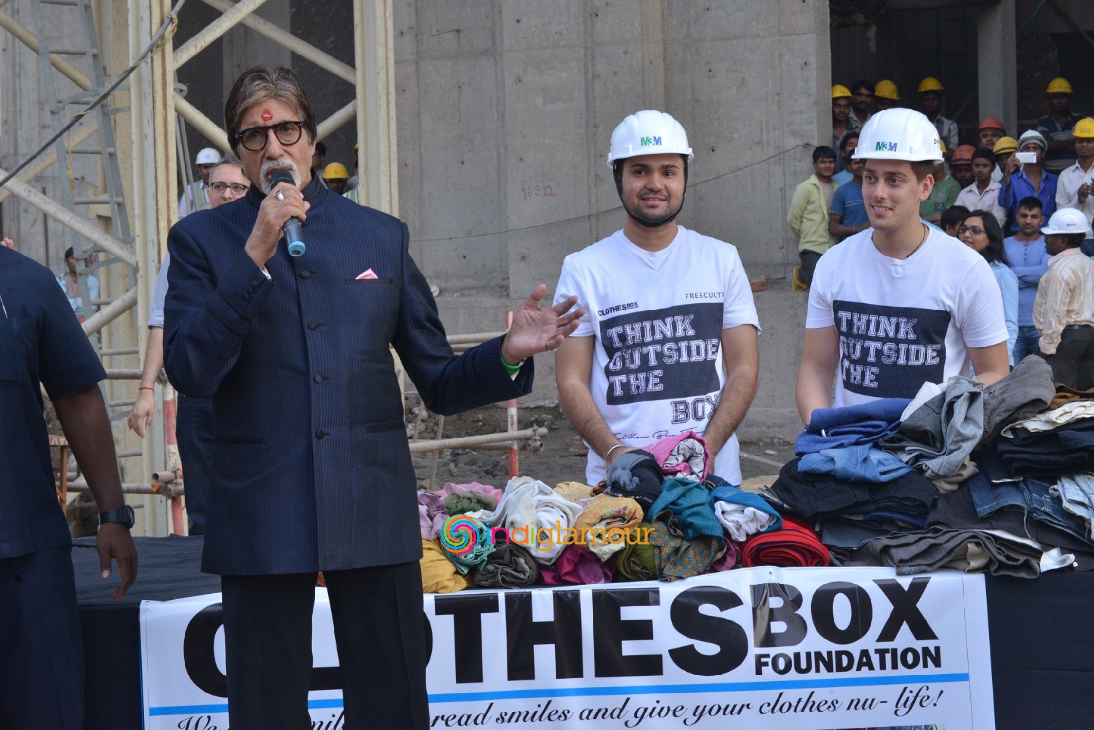 Big B Spreads Warmth in the Delhi Winter with Aaj Ki Raat Hai Zindagi Heroes Event hd photo