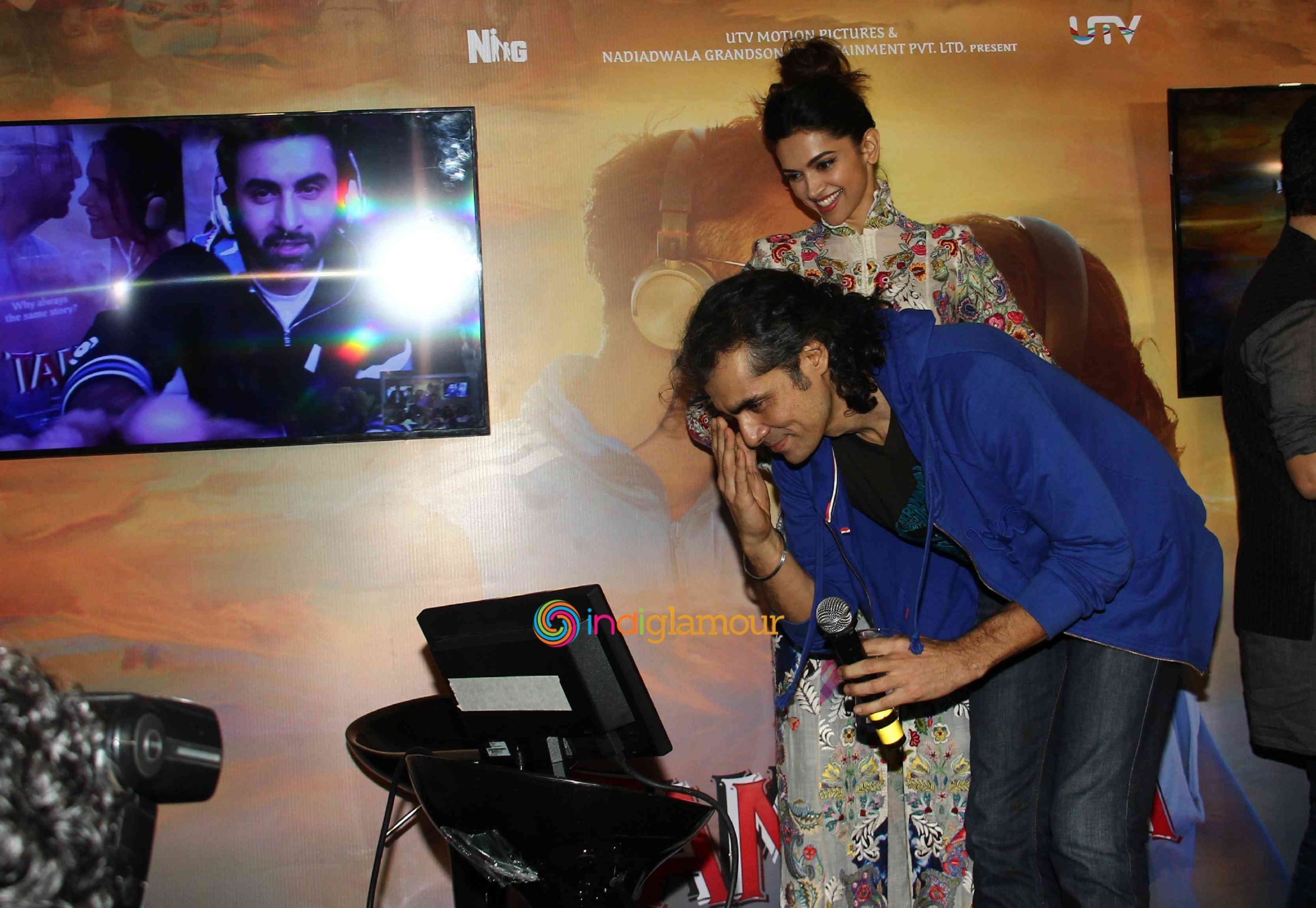 Deepika Padukone Celebrates Success of Tamasha Music Event hd photo