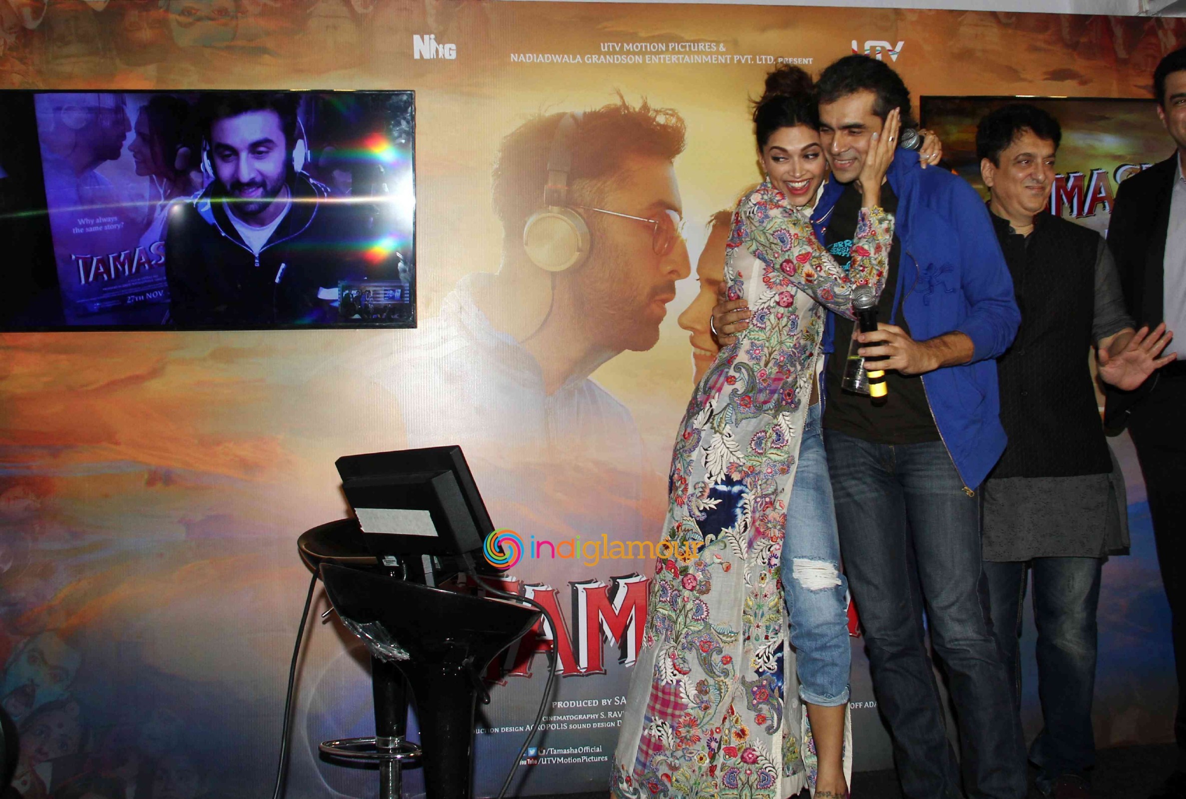 Deepika Padukone Celebrates Success of Tamasha Music Event hd photo