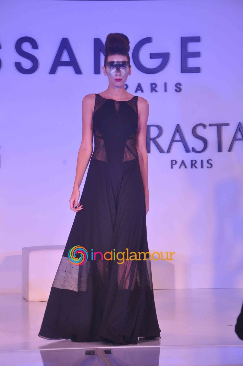 Jacqueline Fernandez Celebrate Dessange Paris 2nd Anniversary Event hd photo