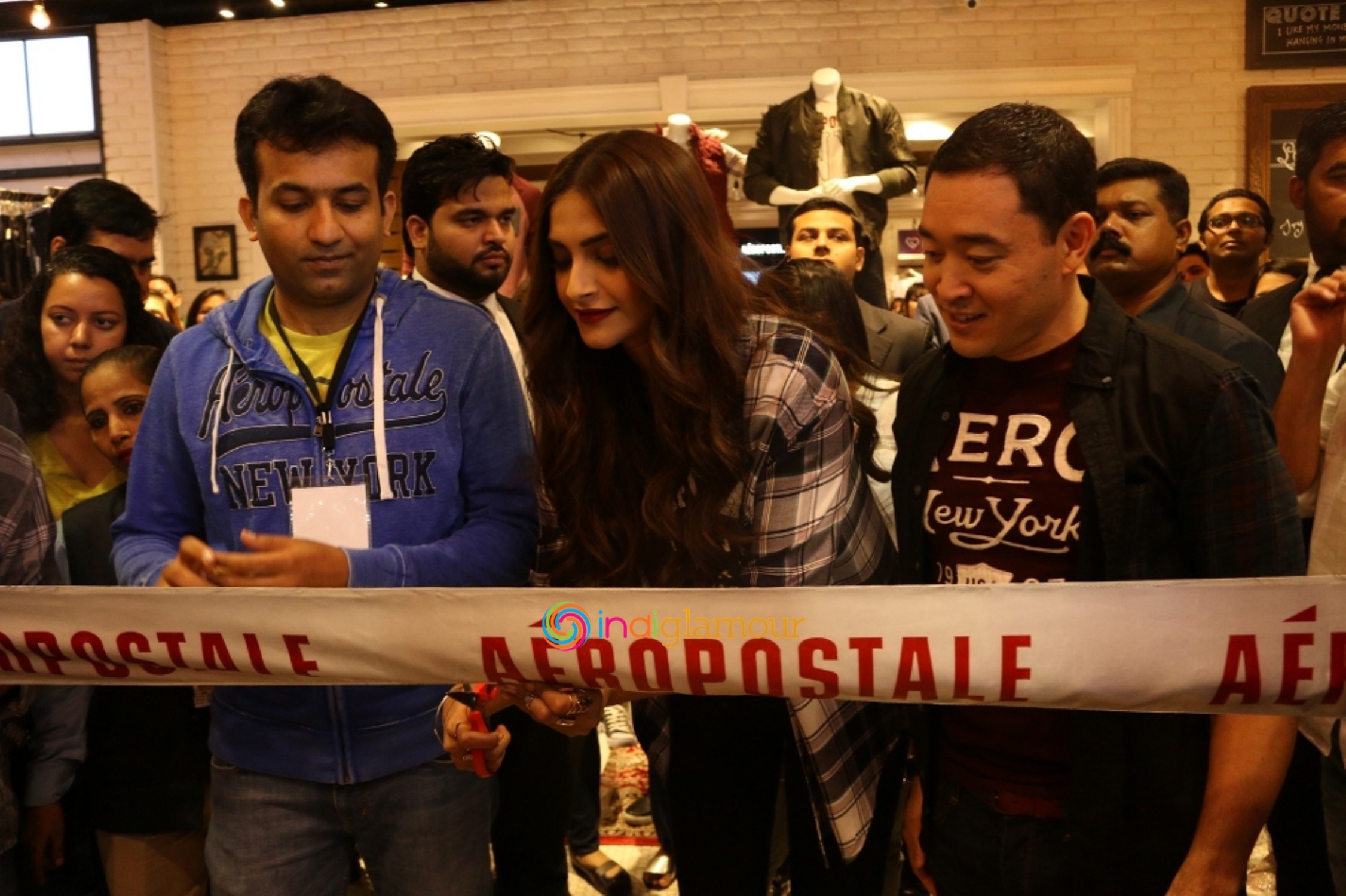 Sonam Kapoor at the Launch of Aeropostale at Select Citywalk Event hd photo
