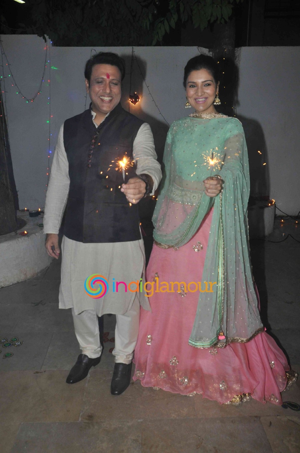 Govinda Celebrates Diwali with Daughter Event hd photo
