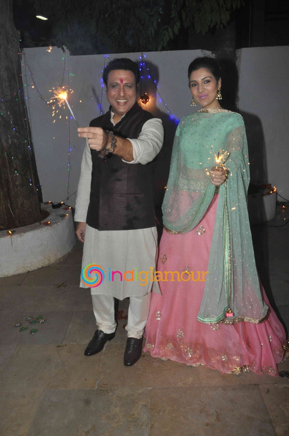 Govinda Celebrates Diwali with Daughter Event hd photo