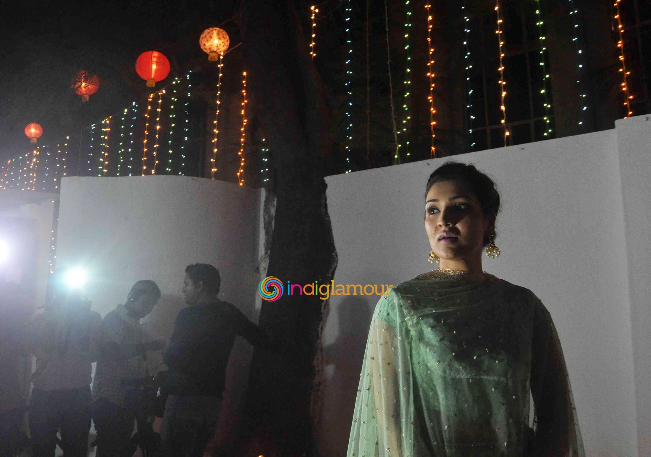 Govinda Celebrates Diwali with Daughter Event hd photo