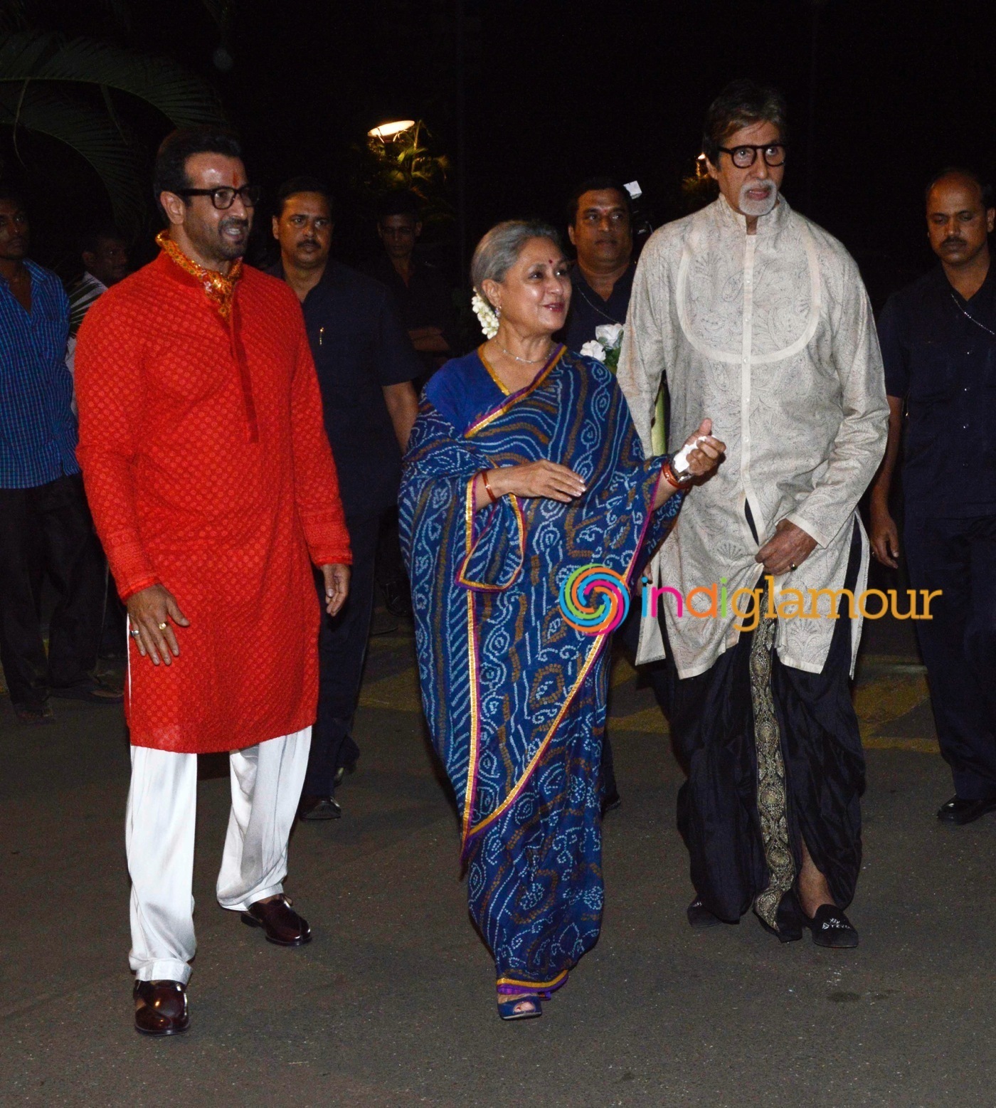 Amitabh Bachchan and Others attend Ronit Roy's Mata Ki Chowki on his Birthday Event Event hd photo