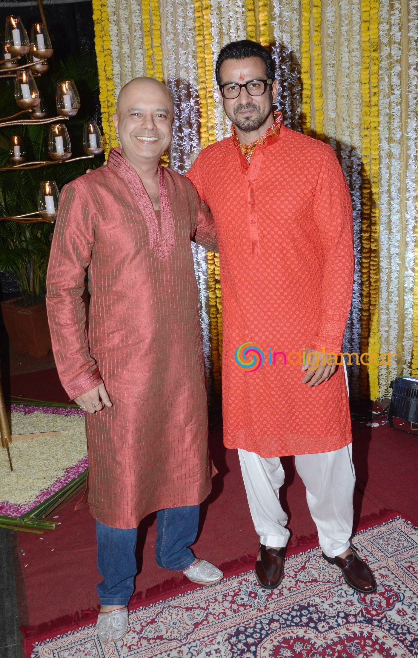 Amitabh Bachchan and Others attend Ronit Roy's Mata Ki Chowki on his Birthday Event Event hd photo