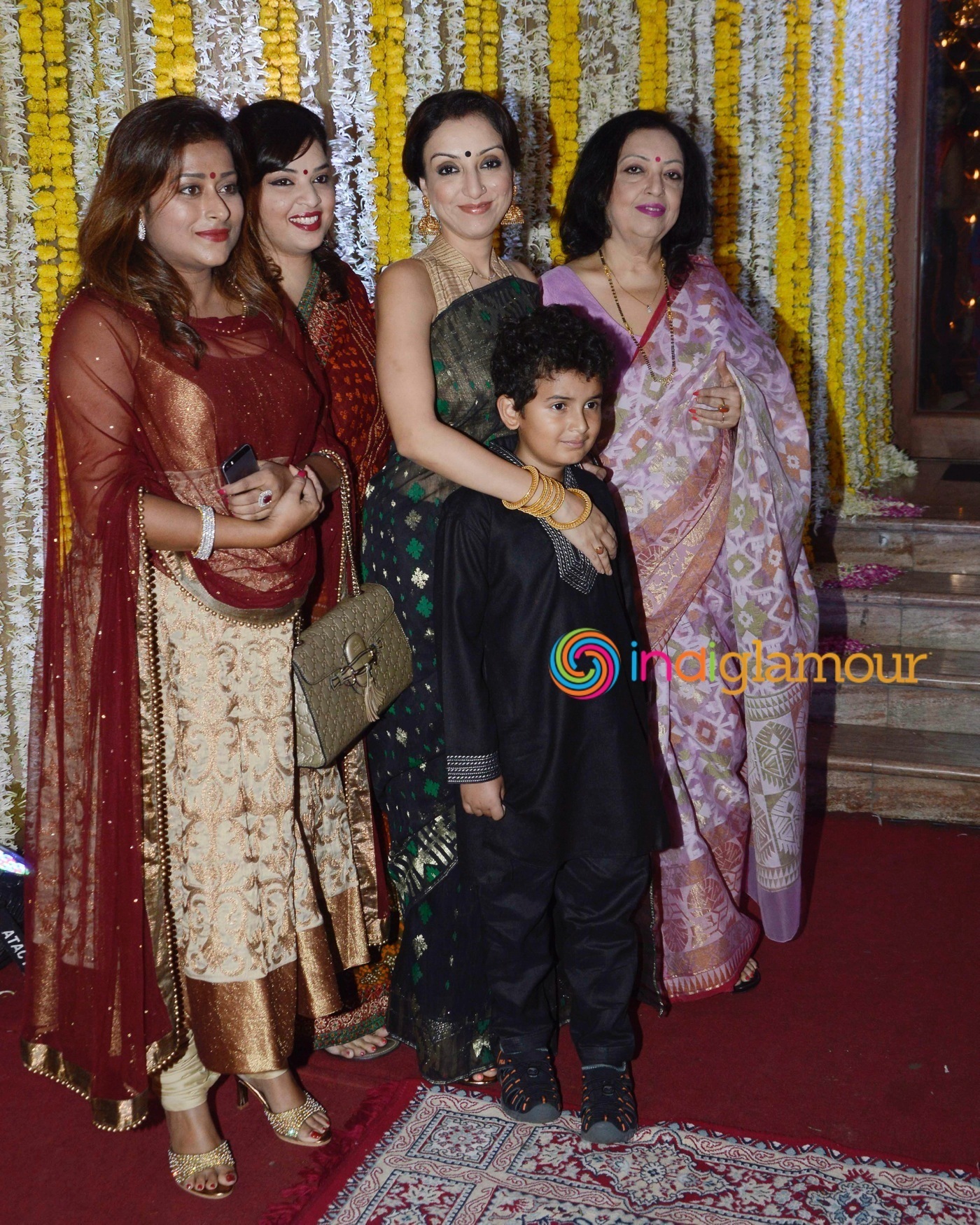 Amitabh Bachchan and Others attend Ronit Roy's Mata Ki Chowki on his Birthday Event Event hd photo