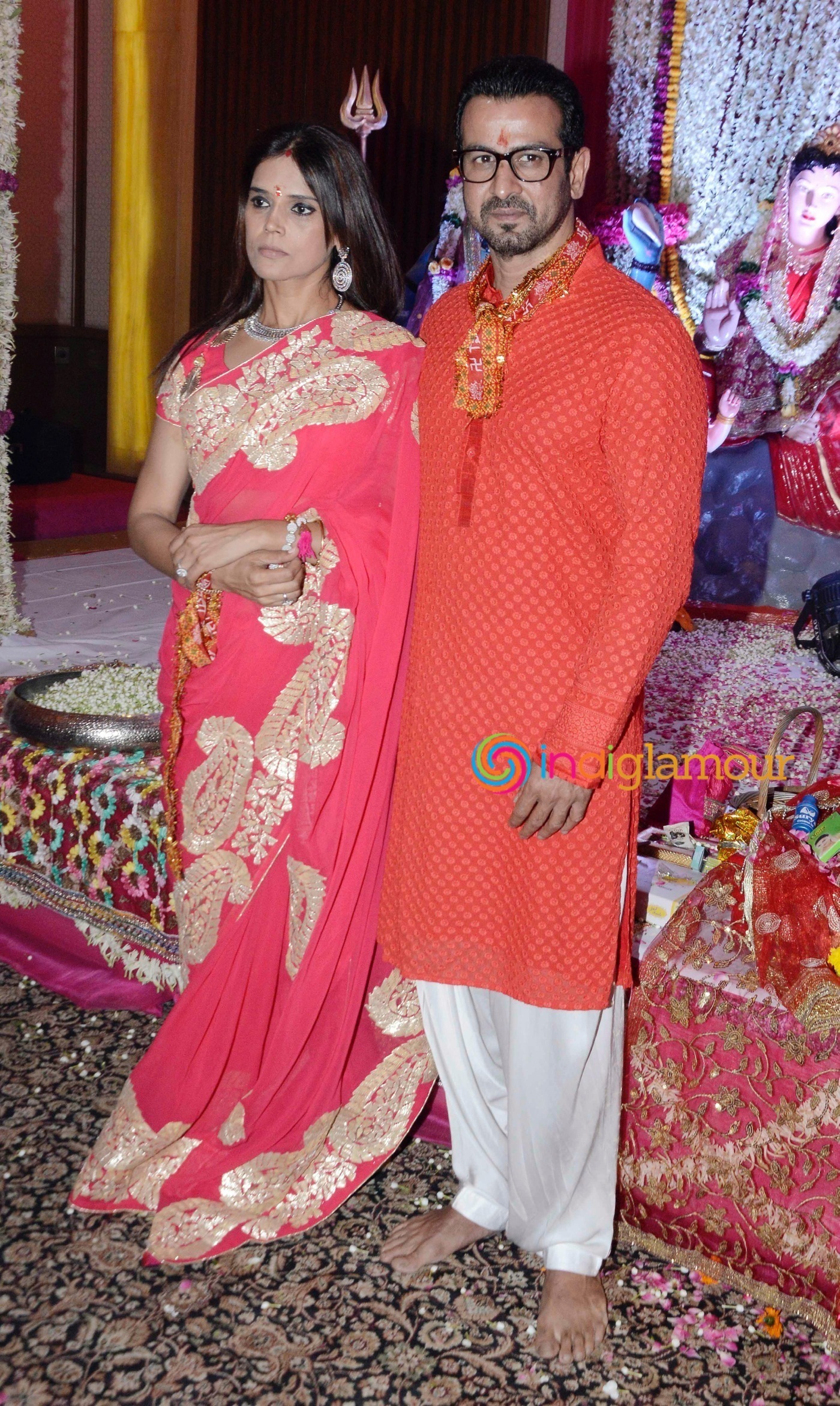 Amitabh Bachchan and Others attend Ronit Roy's Mata Ki Chowki on his Birthday Event Event hd photo
