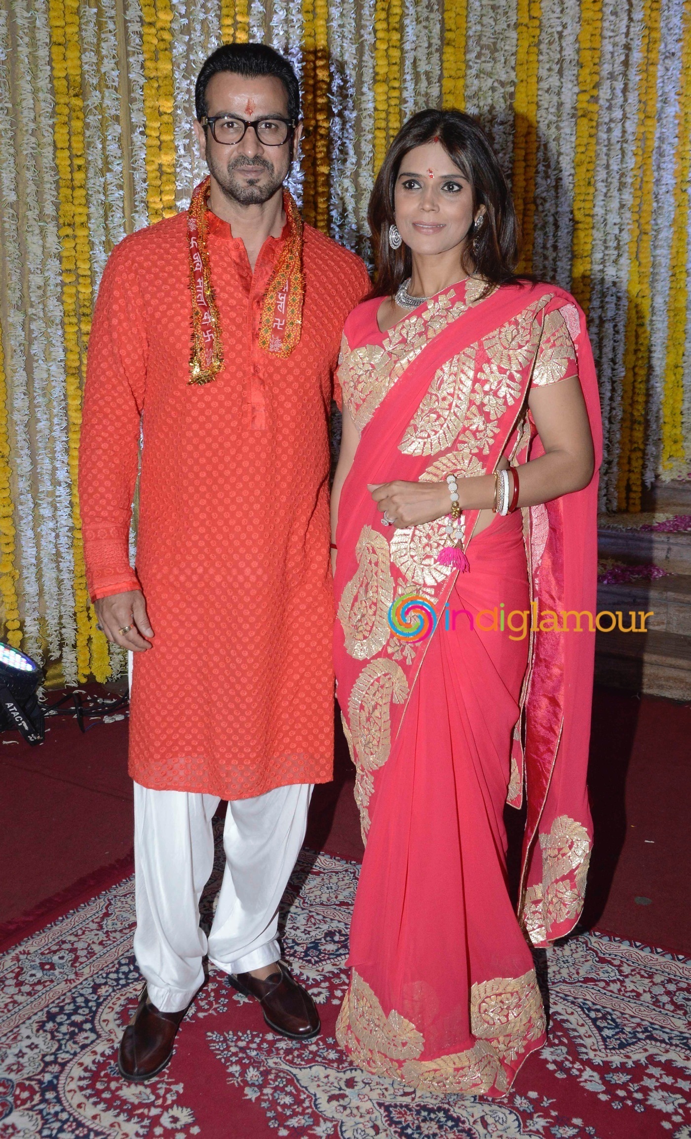 Amitabh Bachchan and Others attend Ronit Roy's Mata Ki Chowki on his Birthday Event Event hd photo