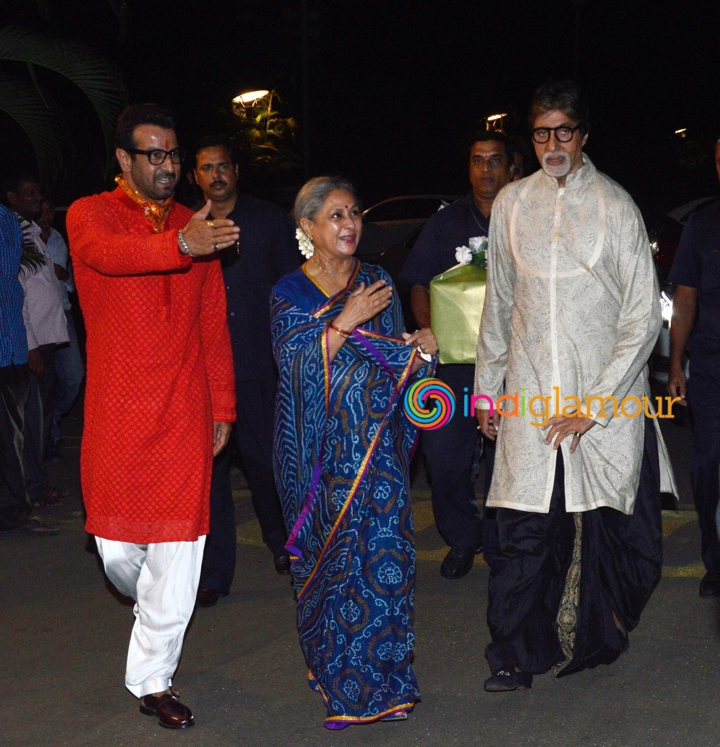 Amitabh Bachchan and Others attend Ronit Roy's Mata Ki Chowki on his Birthday Event Event hd photo