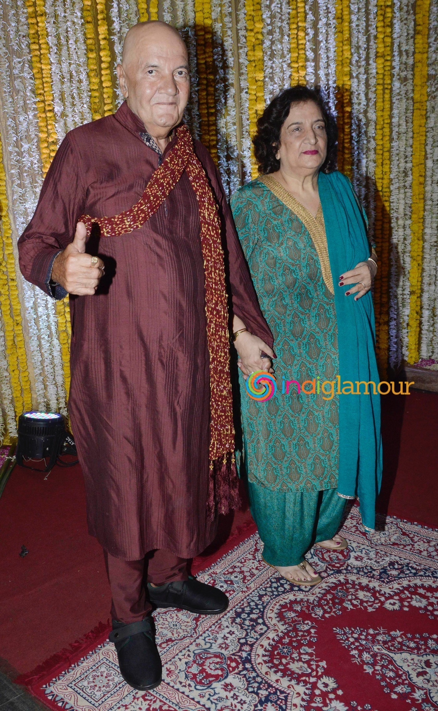 Amitabh Bachchan and Others attend Ronit Roy's Mata Ki Chowki on his Birthday Event Event hd photo