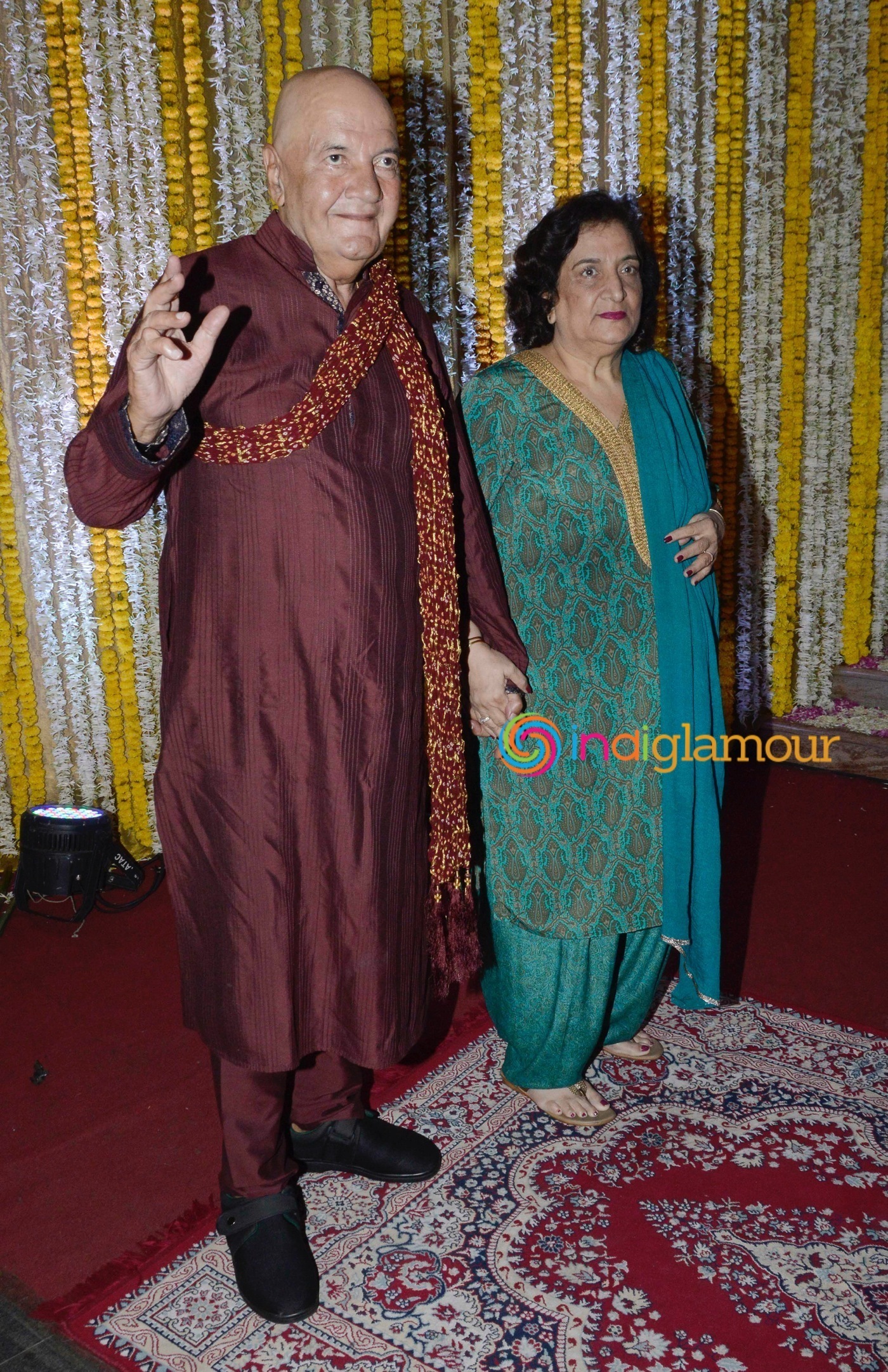 Amitabh Bachchan and Others attend Ronit Roy's Mata Ki Chowki on his Birthday Event Event hd photo