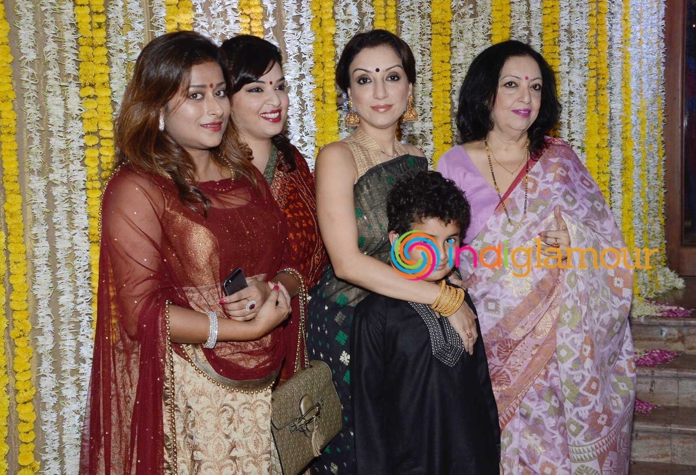 Amitabh Bachchan and Others attend Ronit Roy's Mata Ki Chowki on his Birthday Event Event hd photo